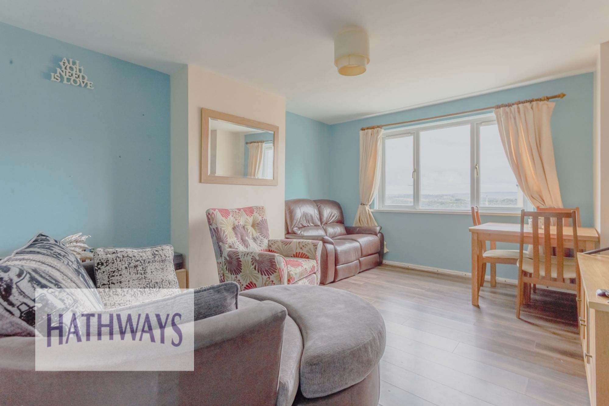 2 bed flat for sale in Oaklands Road, Pontypool  - Property Image 4