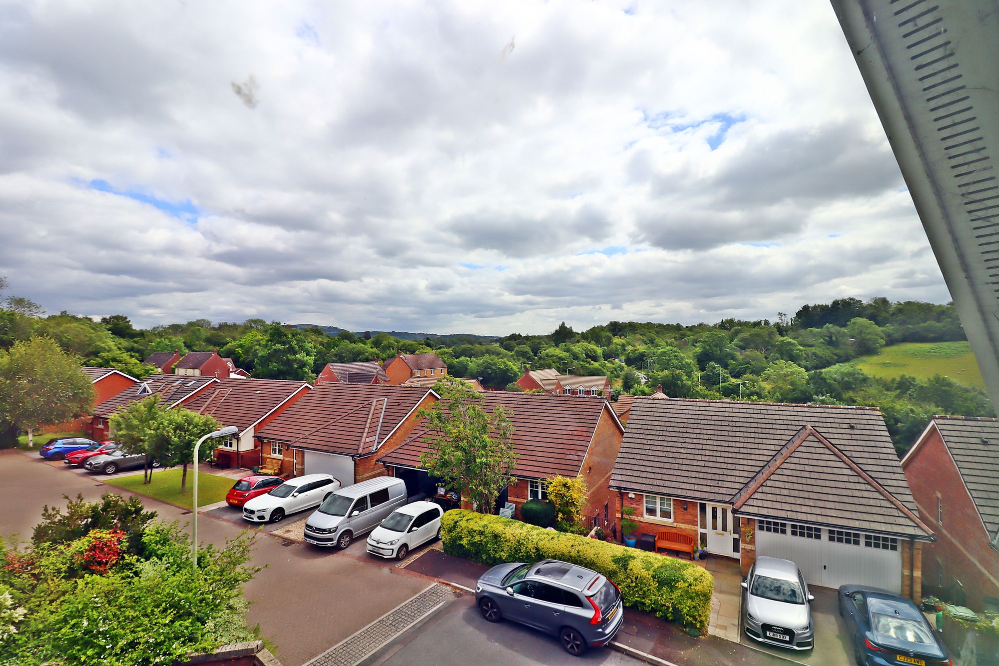 5 bed detached house for sale in Windsor Drive, Pontyclun  - Property Image 3