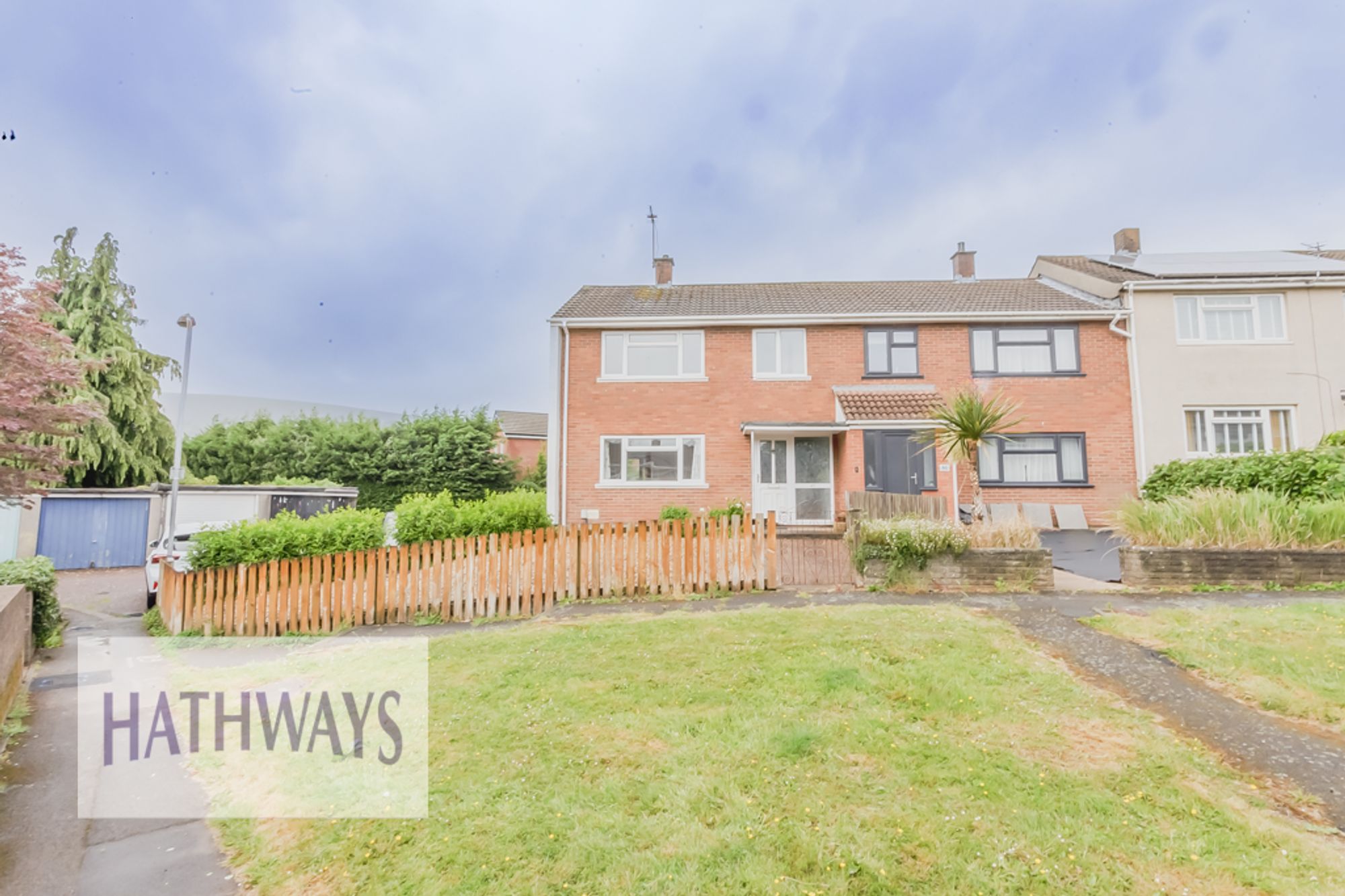 3 bed end of terrace house for sale in Salisbury Court, Cwmbran  - Property Image 4
