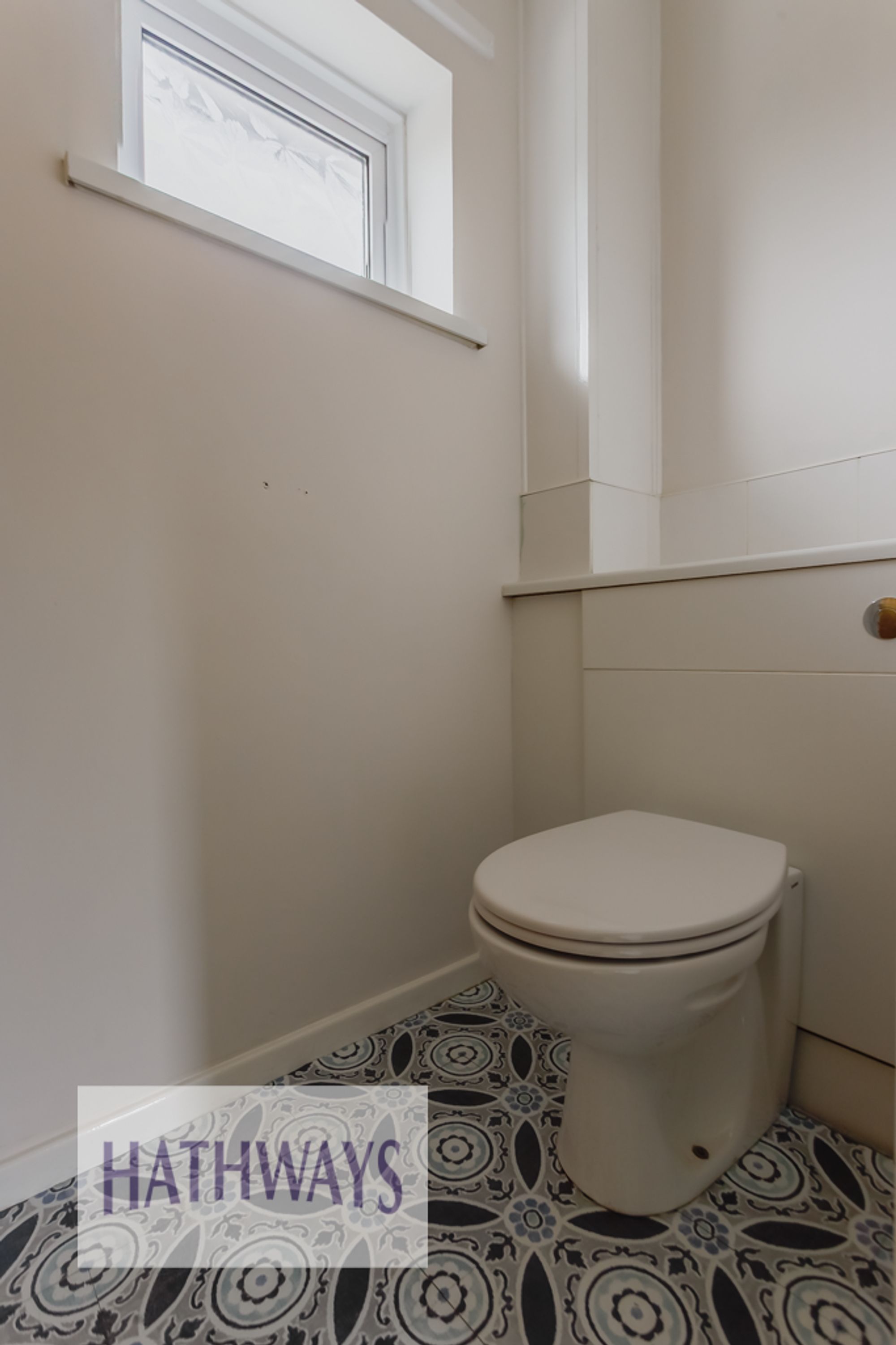 3 bed end of terrace house for sale in Salisbury Court, Cwmbran  - Property Image 32