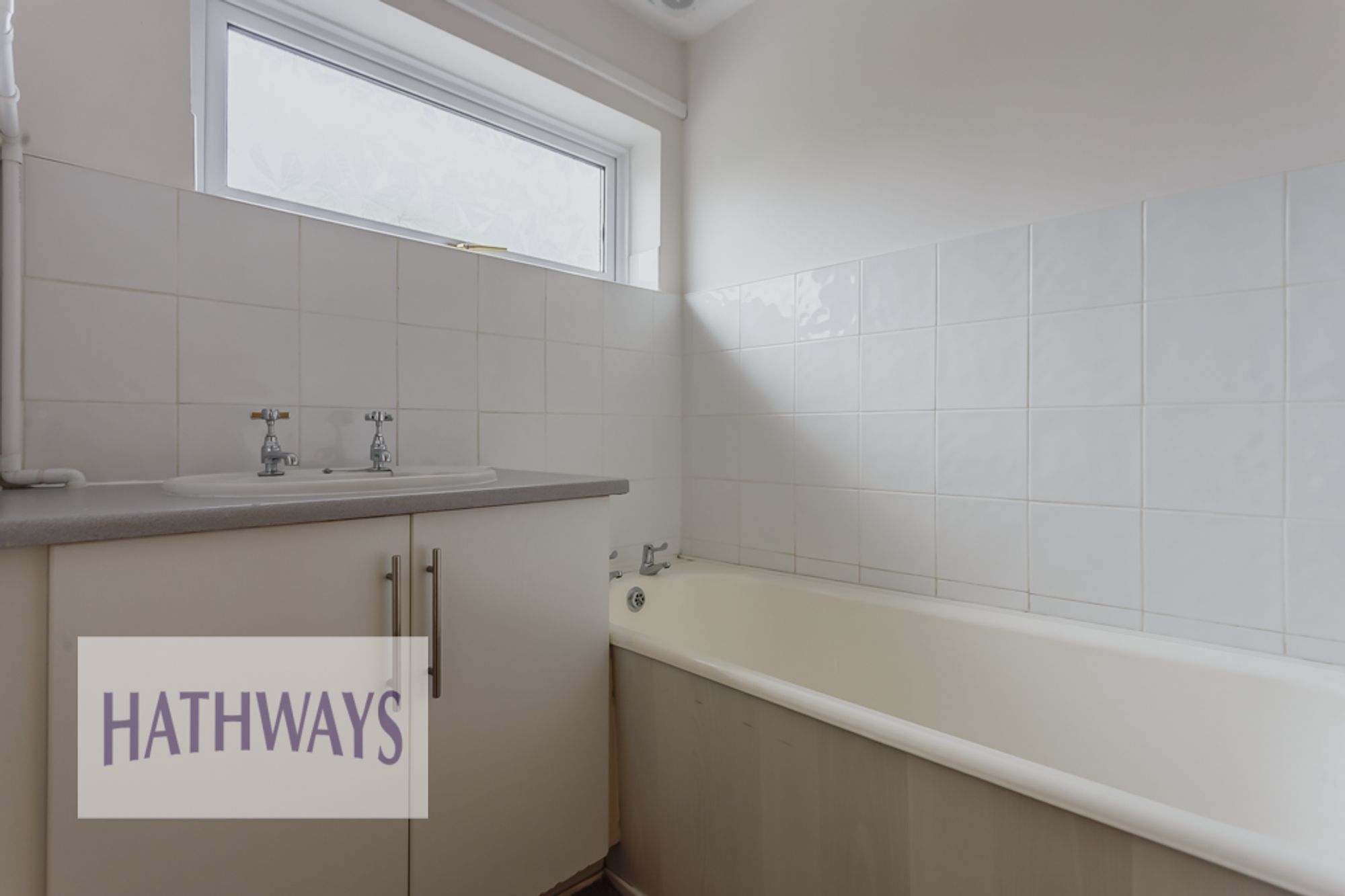3 bed end of terrace house for sale in Salisbury Court, Cwmbran  - Property Image 34