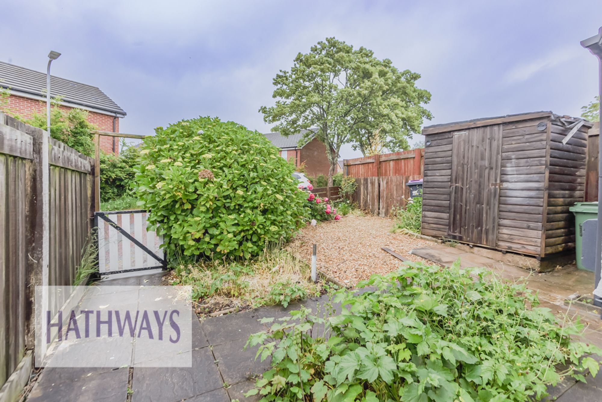 3 bed end of terrace house for sale in Salisbury Court, Cwmbran  - Property Image 38