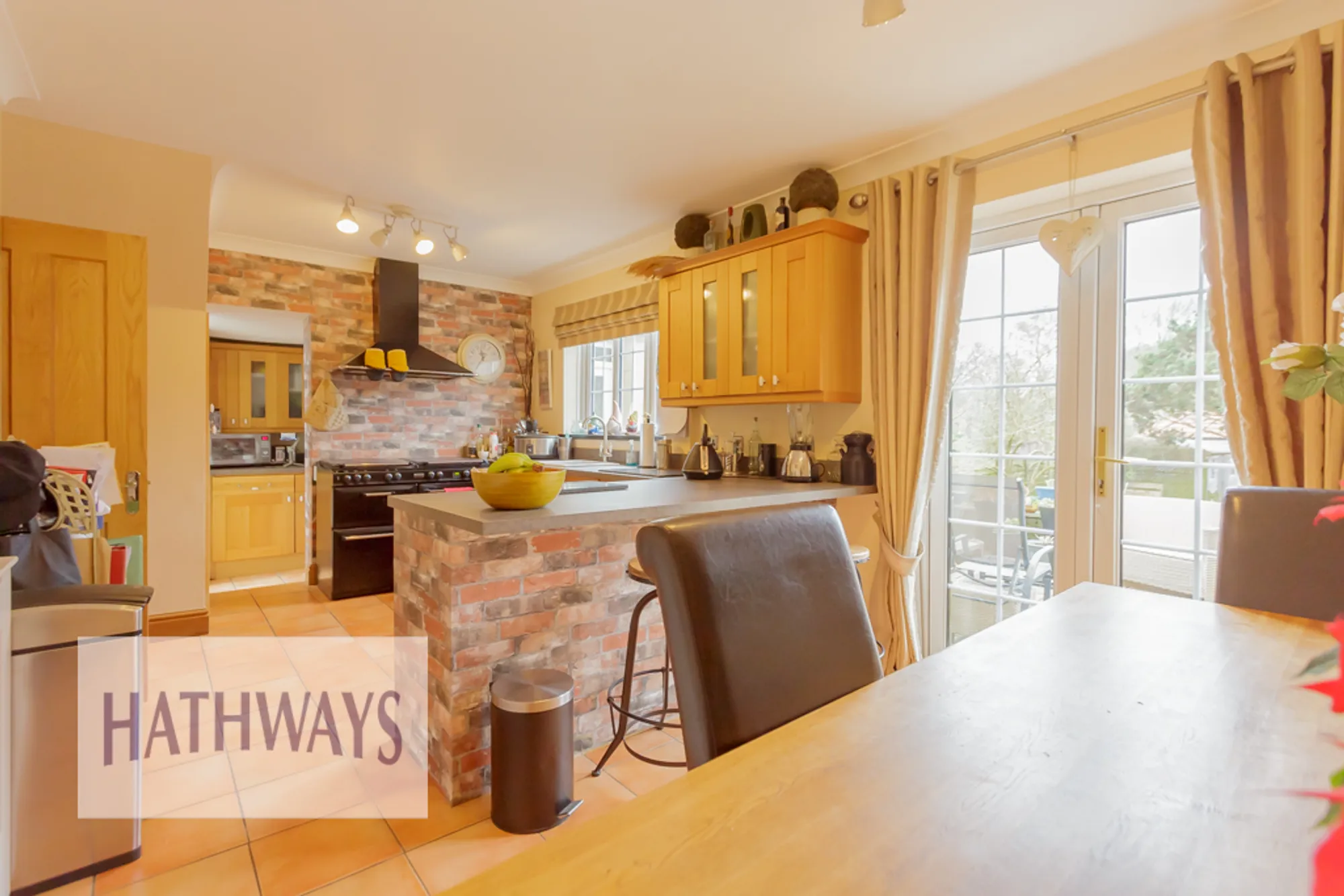 3 bed semi-detached house for sale in Cwrt Bleddyn, Cwmbran  - Property Image 10
