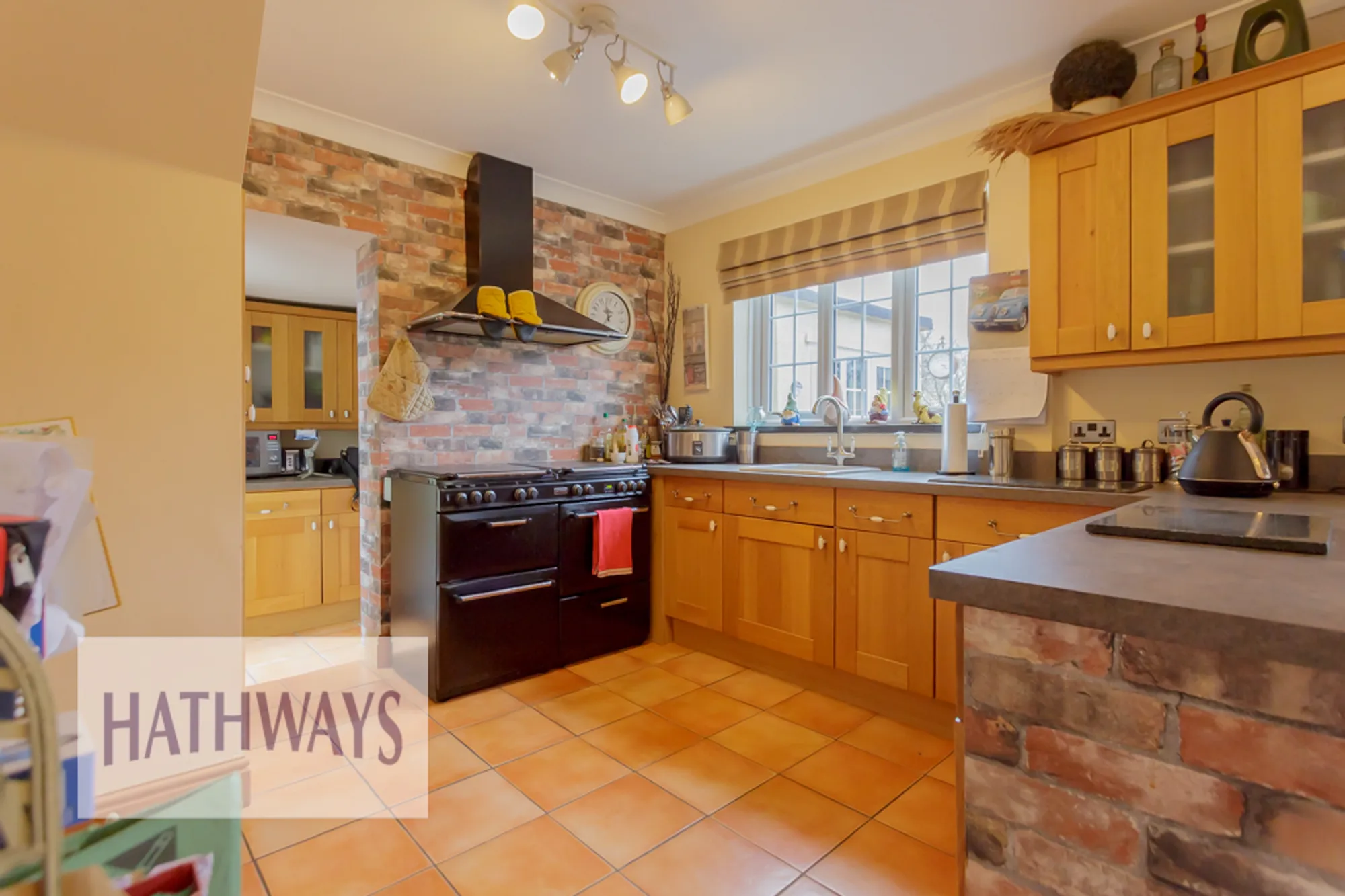 3 bed semi-detached house for sale in Cwrt Bleddyn, Cwmbran  - Property Image 11