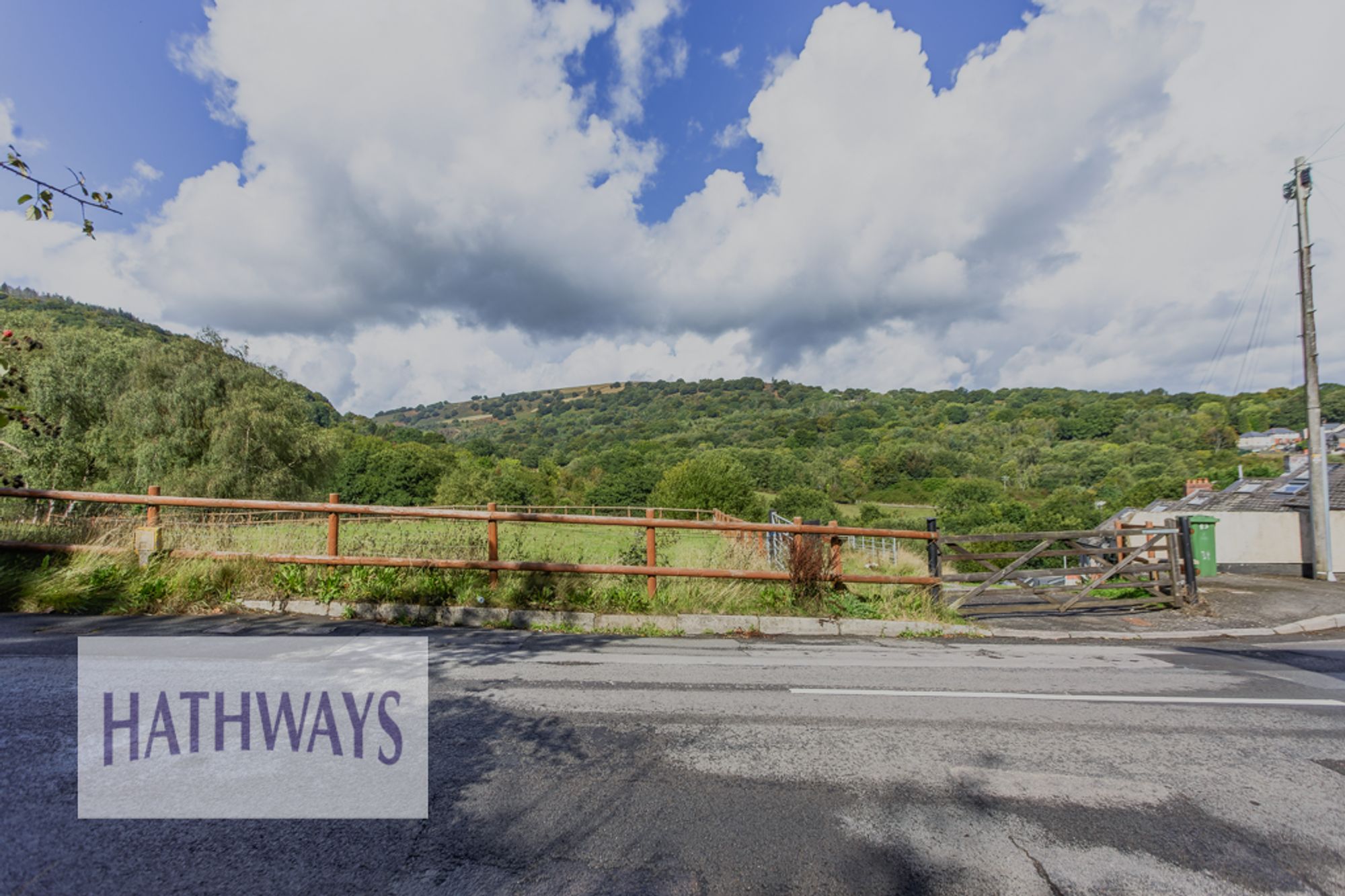 3 bed semi-detached house for sale in Plasycoed Road, Pontypool 25