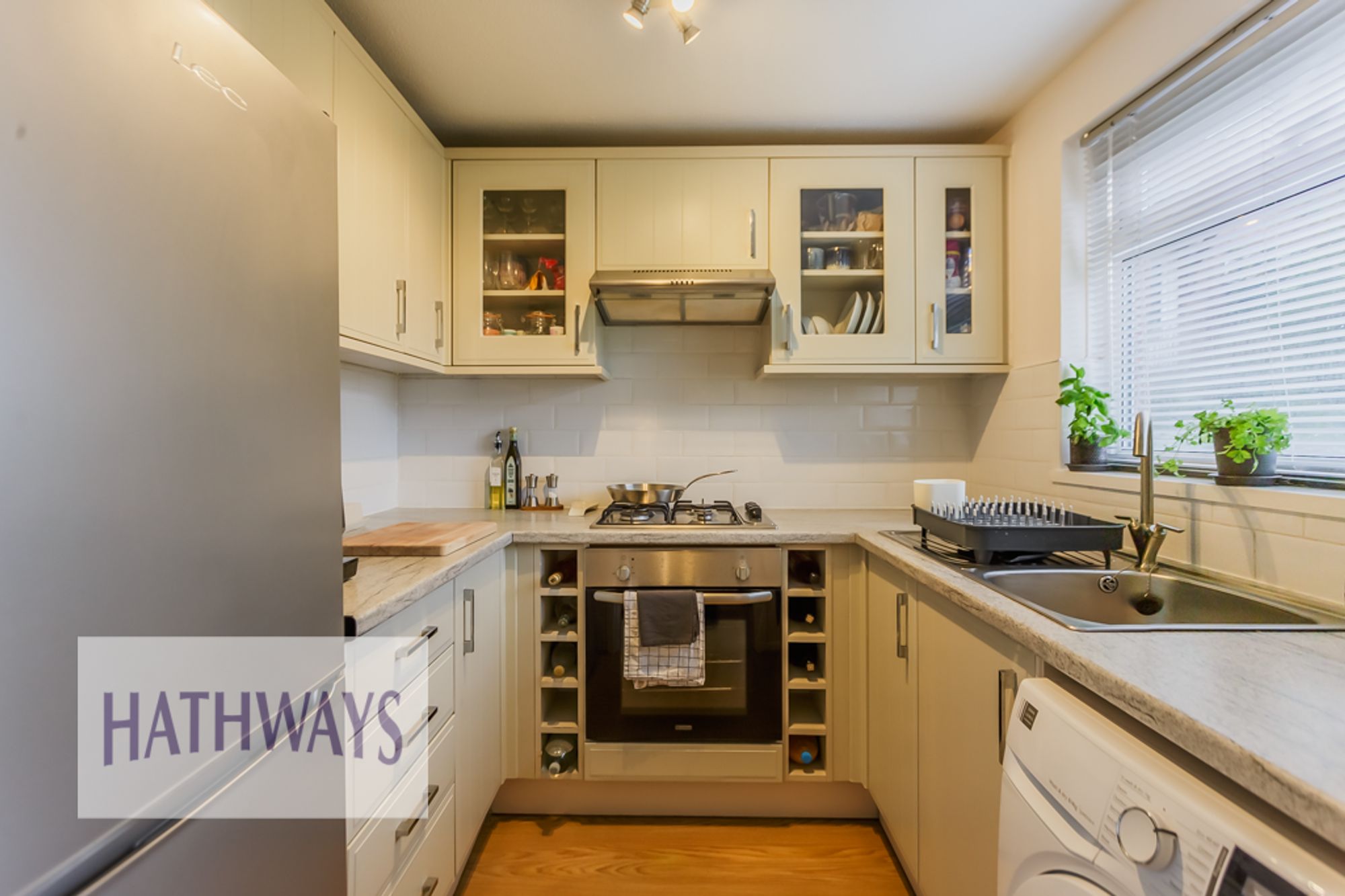 2 bed mid-terraced house for sale in Pentre Close, Cwmbran  - Property Image 3