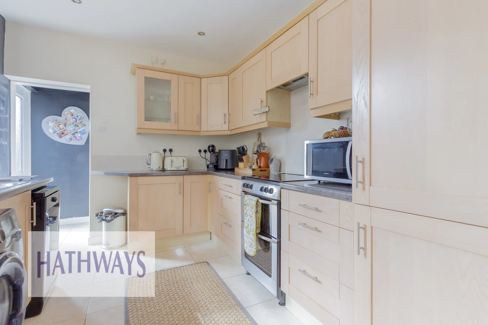 3 bed house for sale in Brooklands Terrace, Cwmbran  - Property Image 13