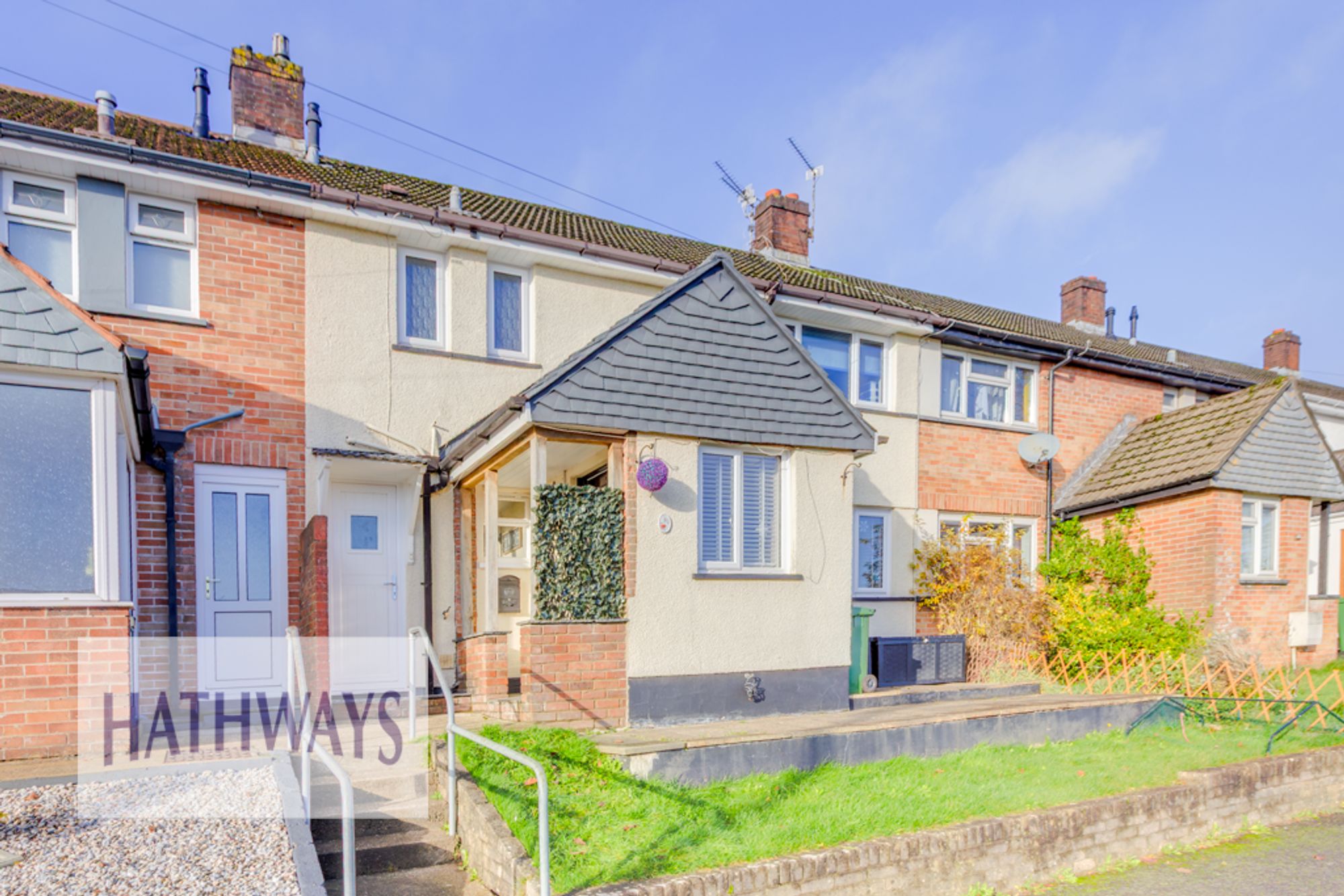 3 bed mid-terraced house for sale in Springfield Road, Pontypool, NP4 