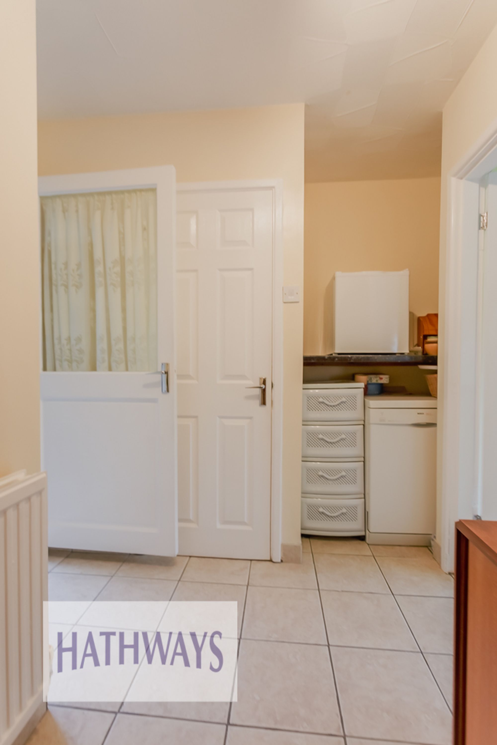 4 bed terraced house for sale in Cherry Tree Close, Cwmbran 16