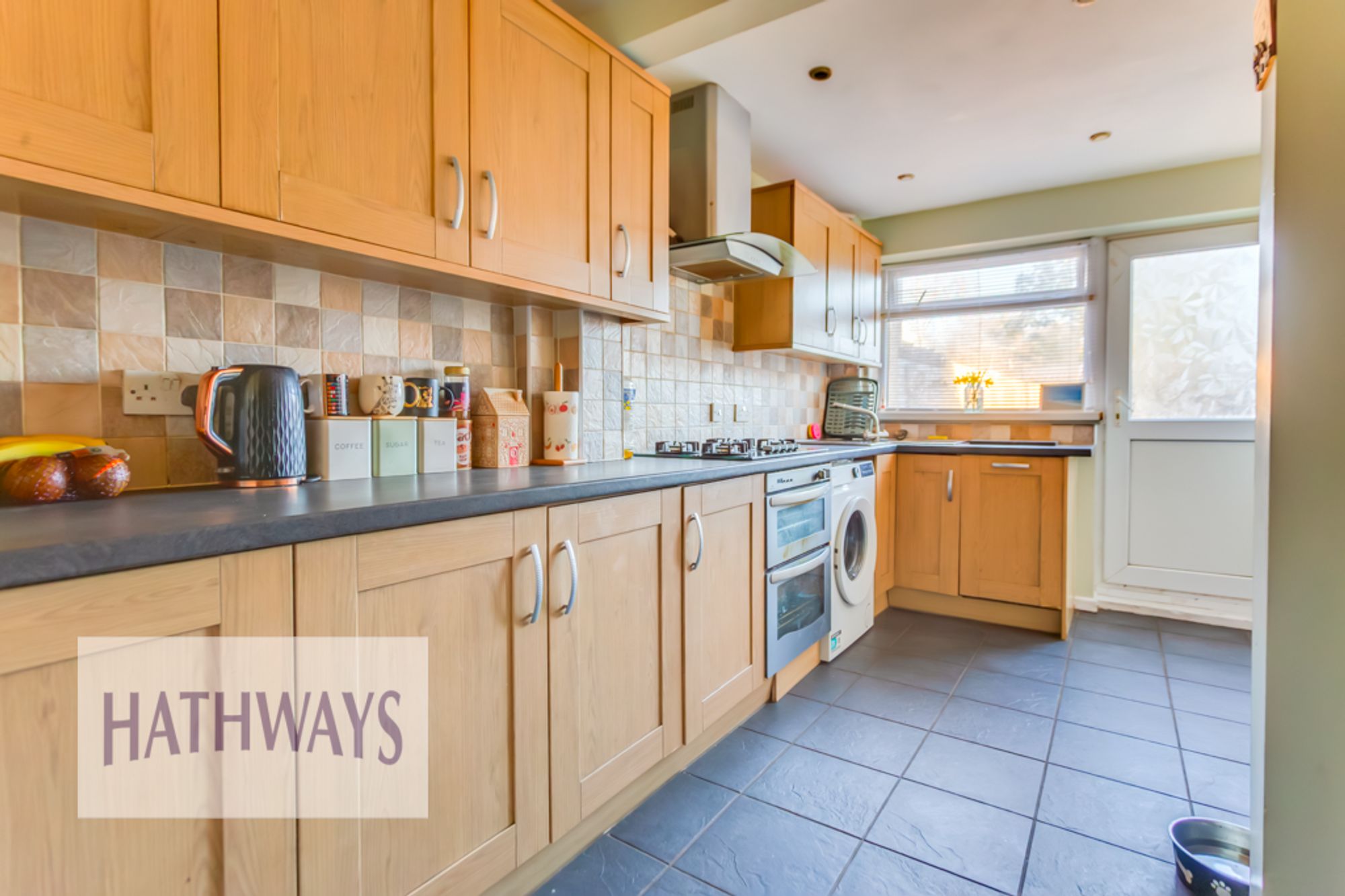 3 bed mid-terraced house for sale in Cardigan Close, Cwmbran 3