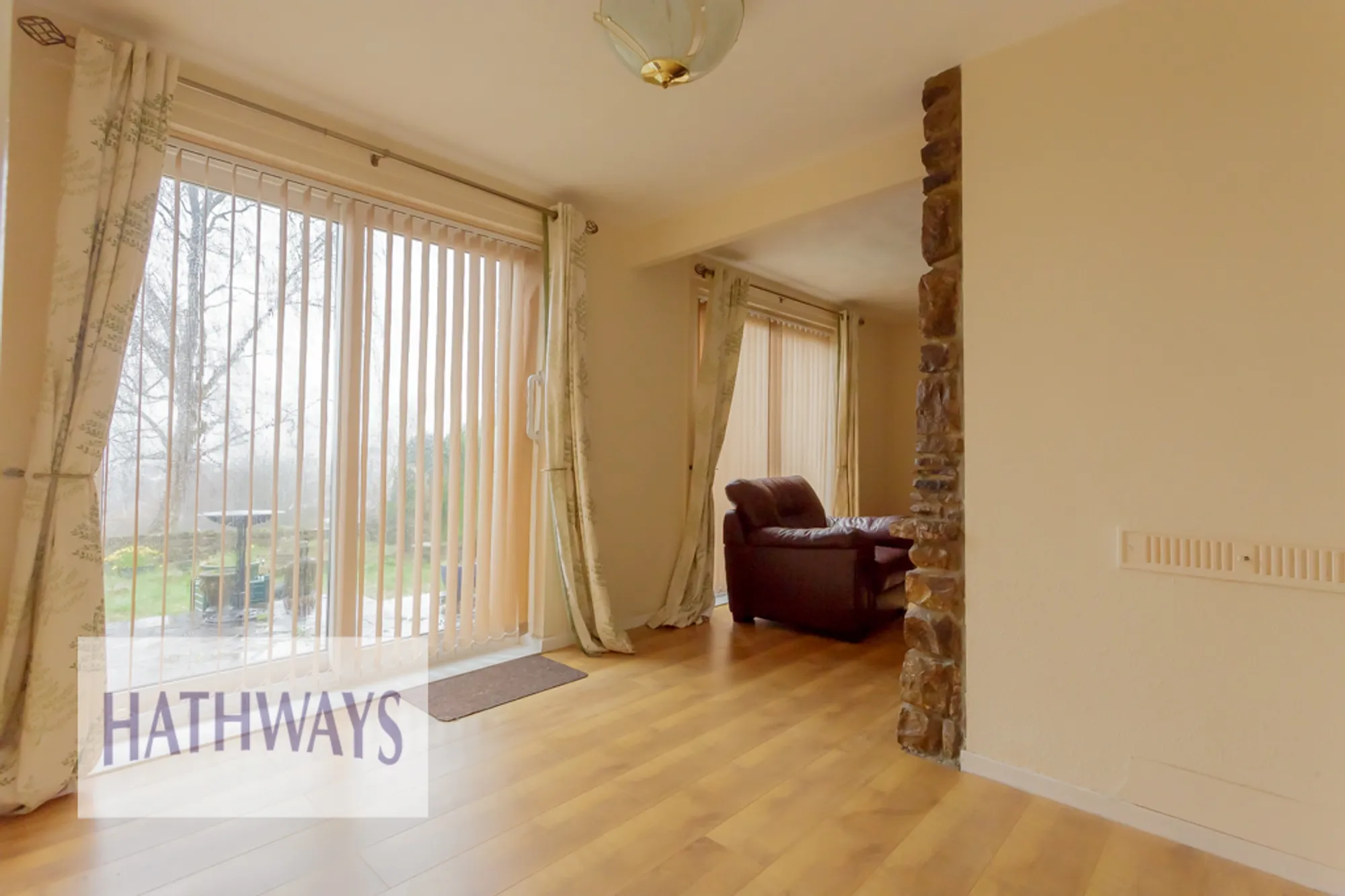 3 bed mid-terraced house for sale in Brynhyfryd, Cwmbran  - Property Image 6