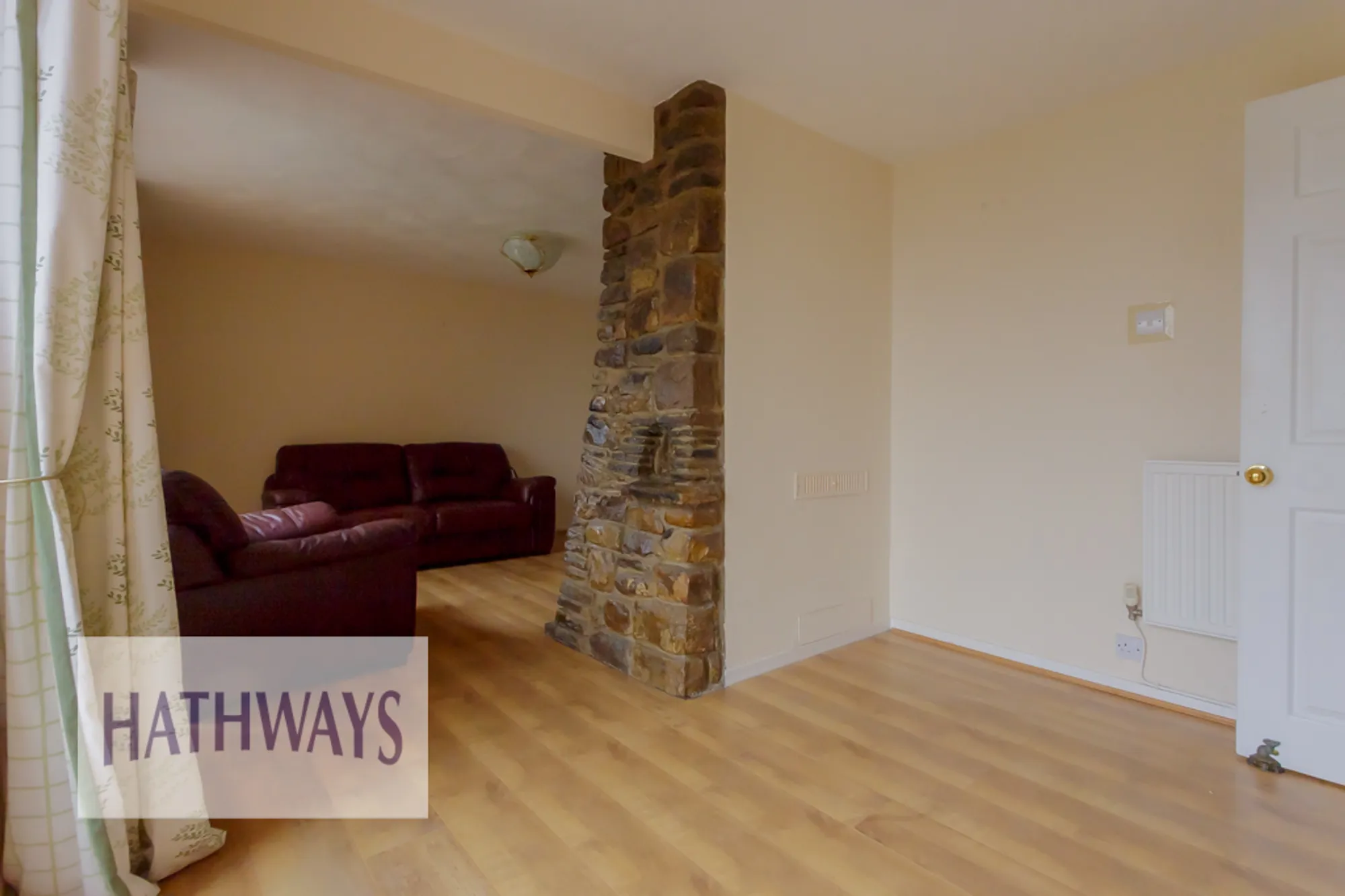 3 bed mid-terraced house for sale in Brynhyfryd, Cwmbran  - Property Image 7