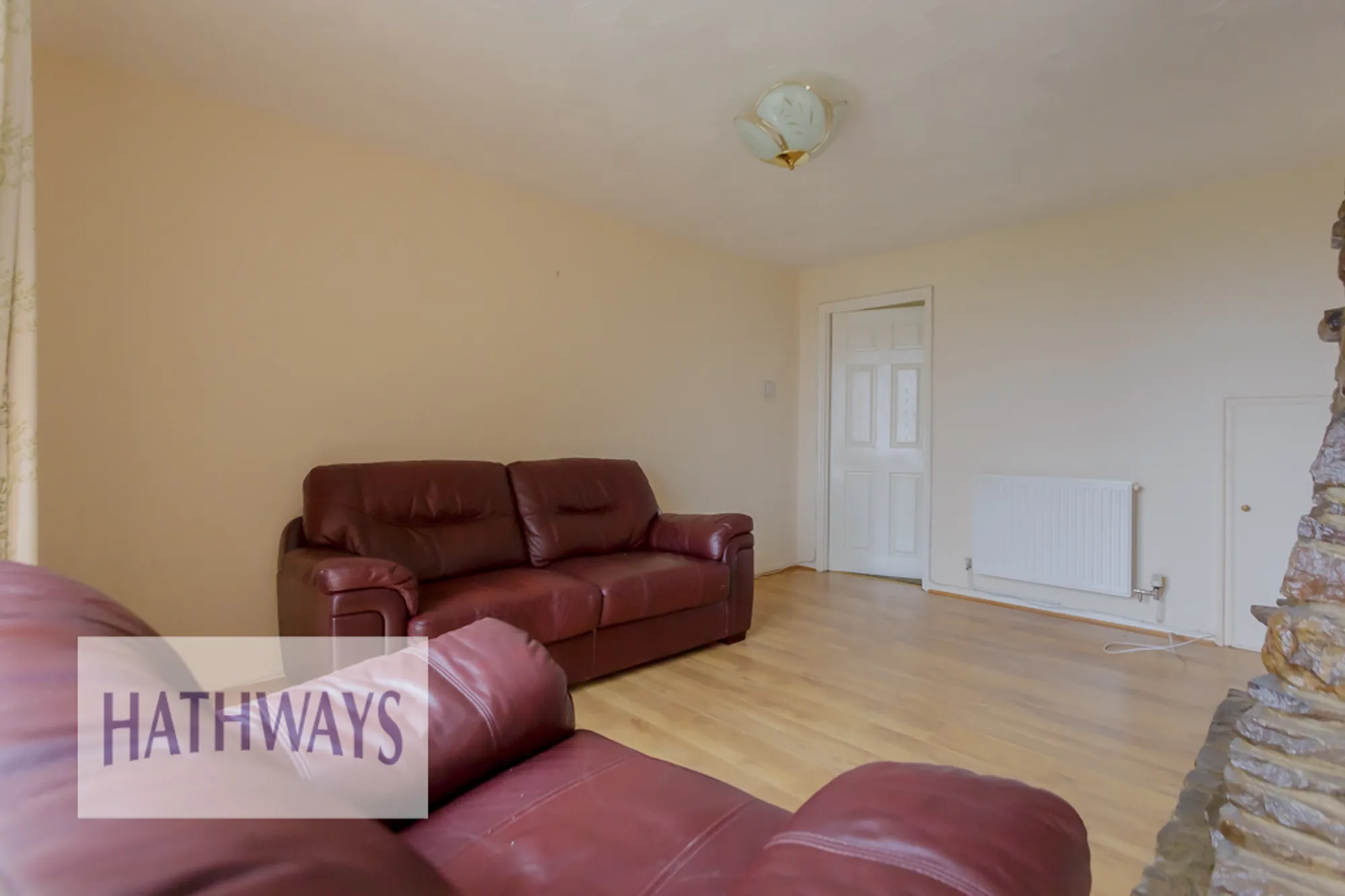 3 bed mid-terraced house for sale in Brynhyfryd, Cwmbran  - Property Image 8
