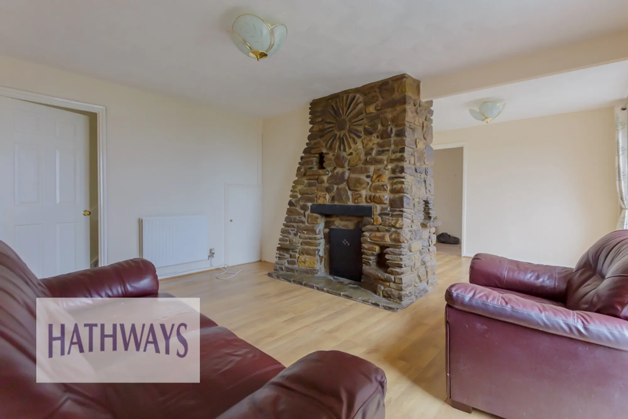 3 bed mid-terraced house for sale in Brynhyfryd, Cwmbran  - Property Image 9
