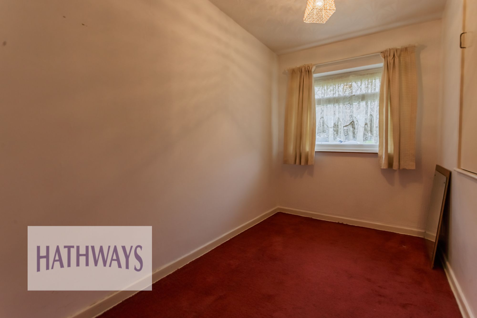 3 bed end of terrace house for sale in Ty Box Road, Cwmbran  - Property Image 16