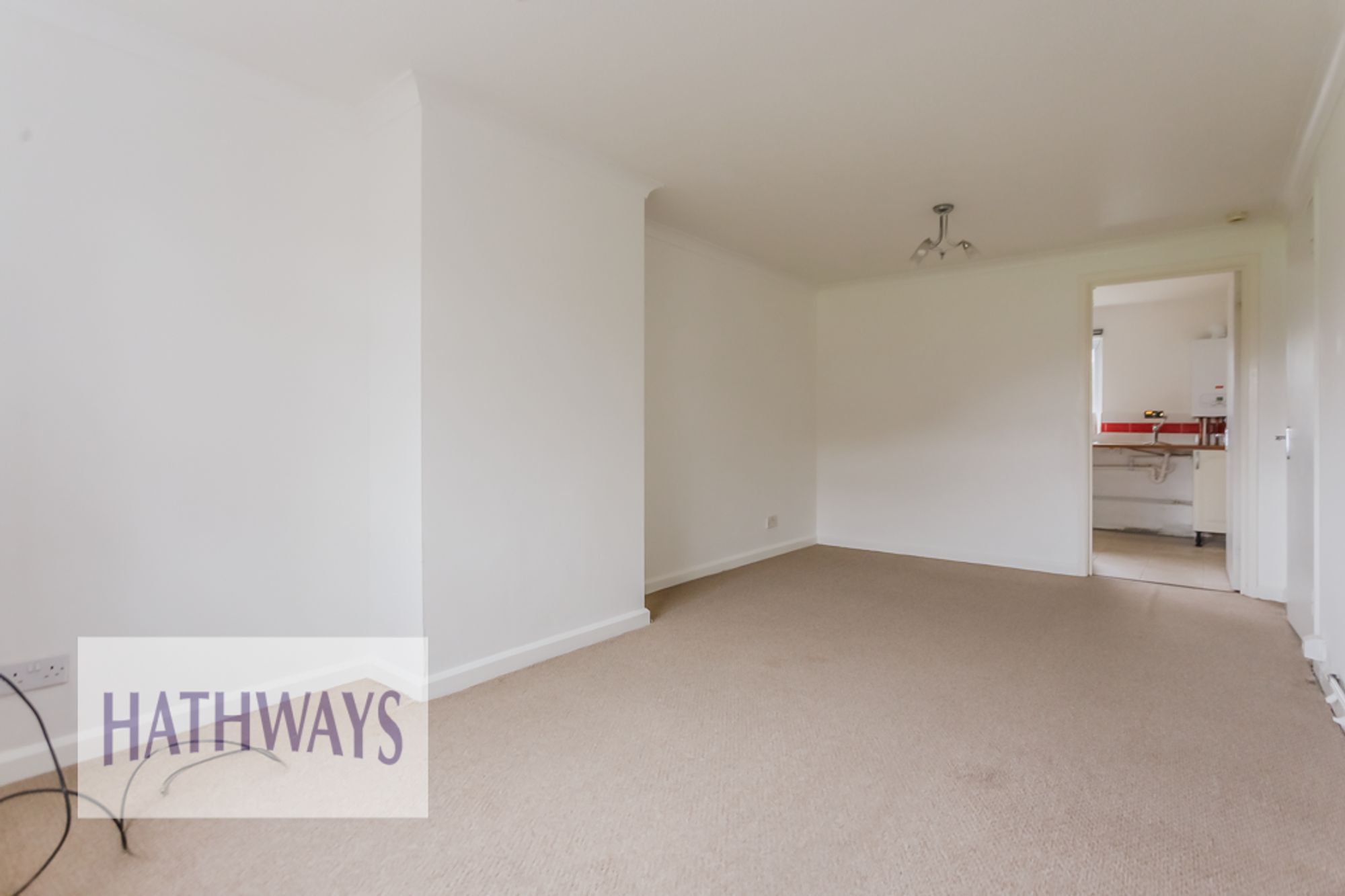 2 bed flat for sale in Oak Street, Cwmbran  - Property Image 10