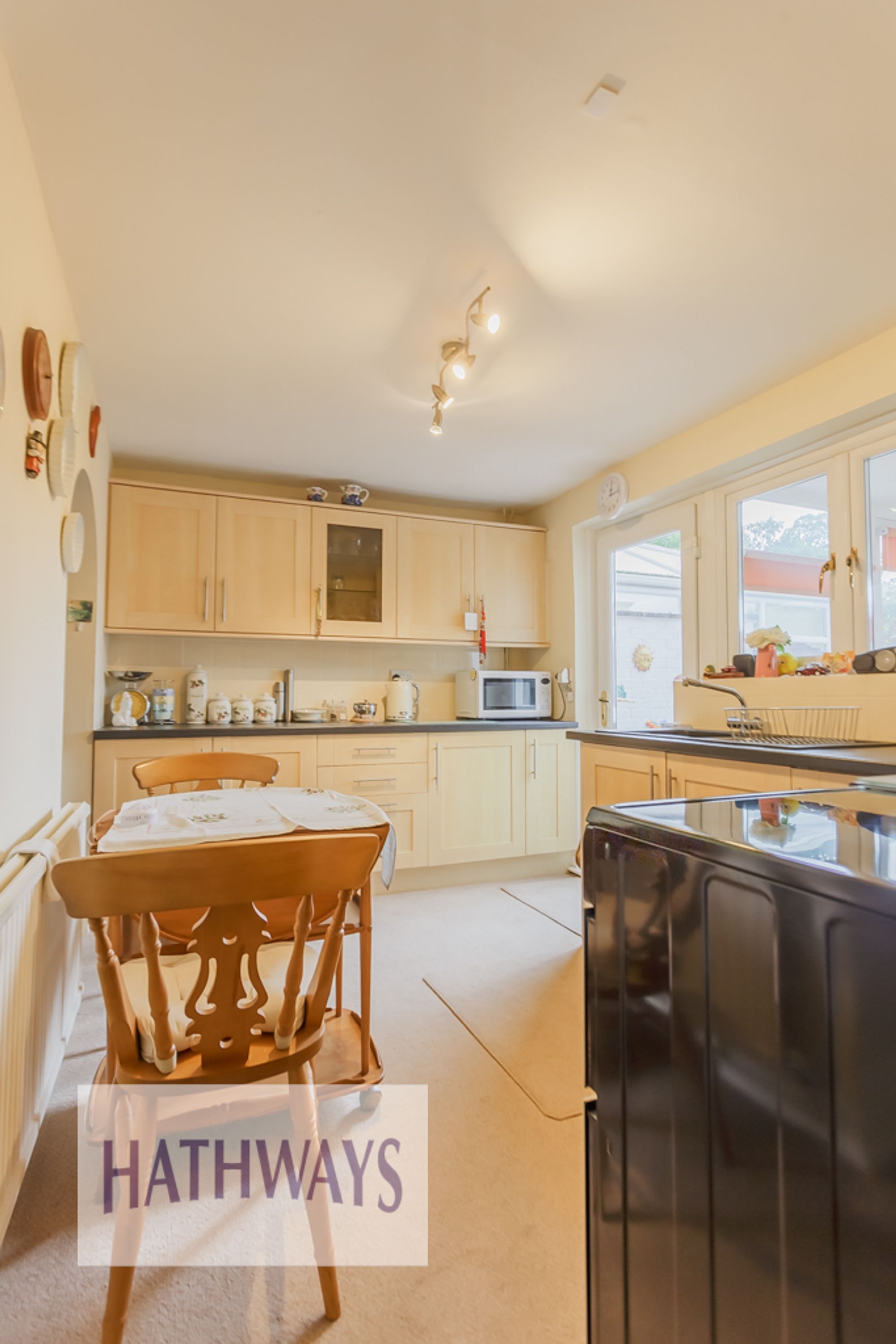 3 bed house for sale in Rhodri Place, Cwmbran  - Property Image 10