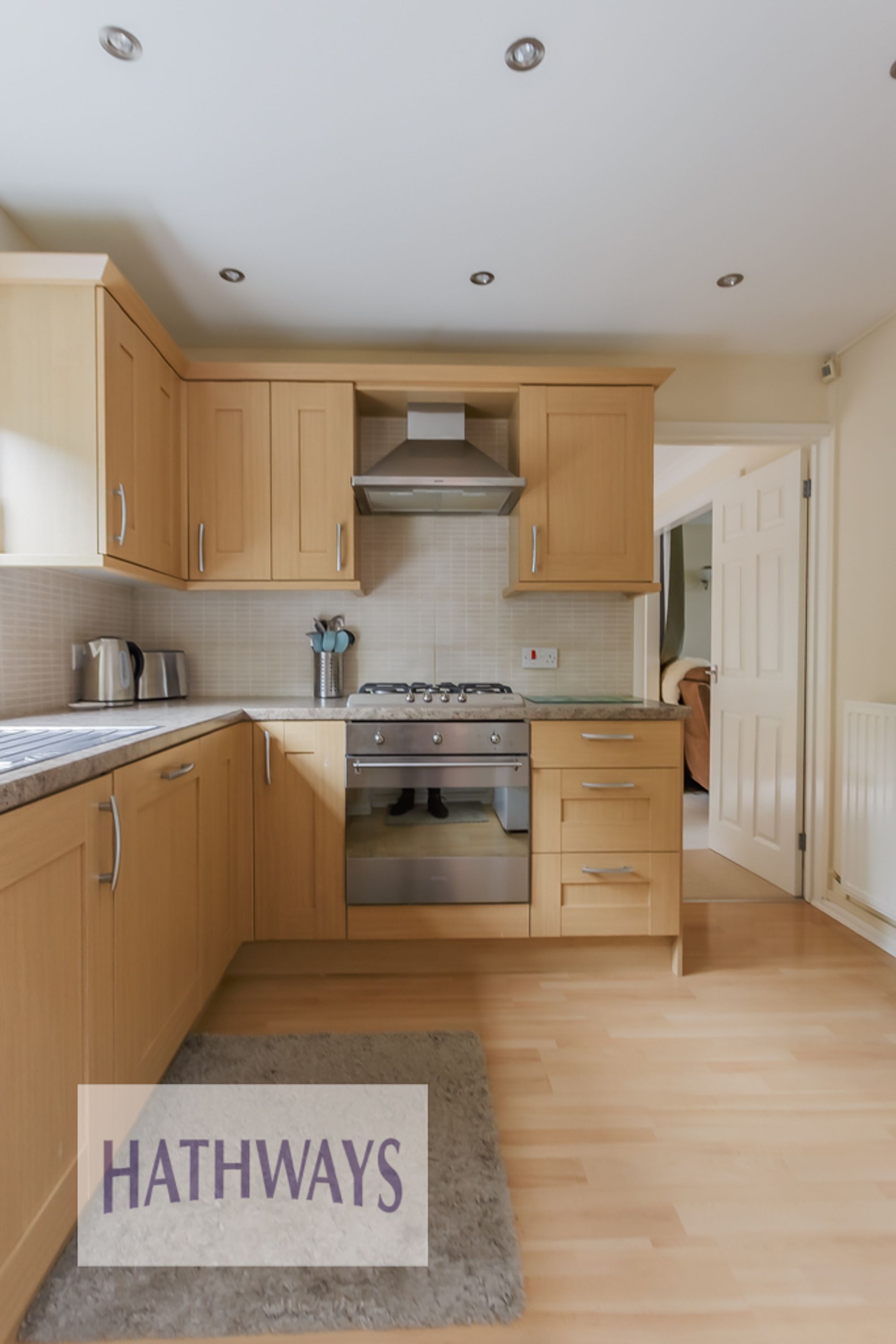 3 bed house for sale in Hawkes Ridge, Cwmbran  - Property Image 8