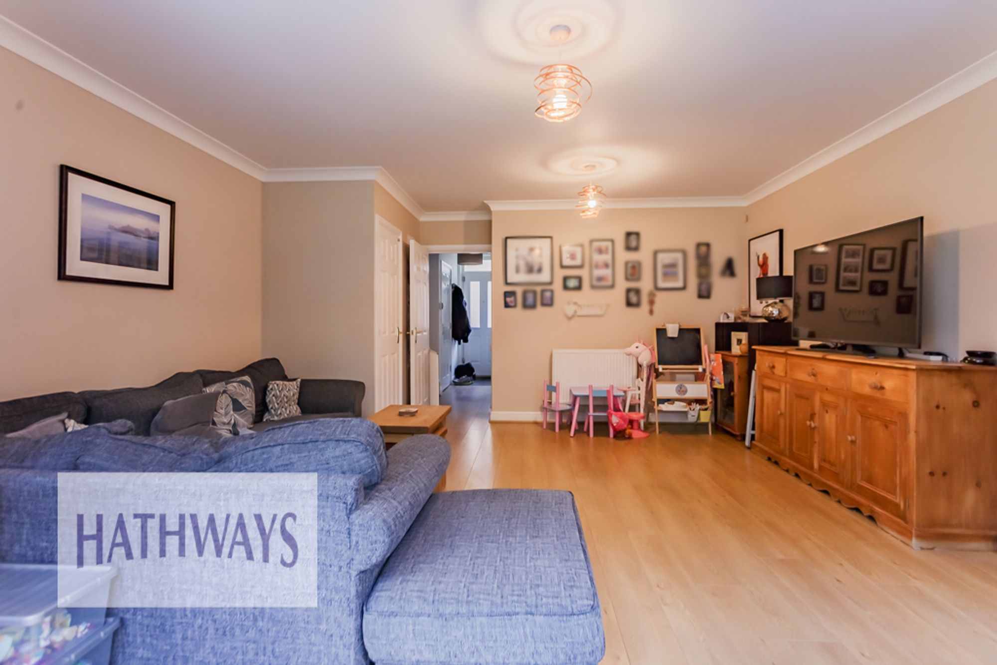 4 bed end of terrace house for sale in Mill House Court, Cwmbran  - Property Image 9