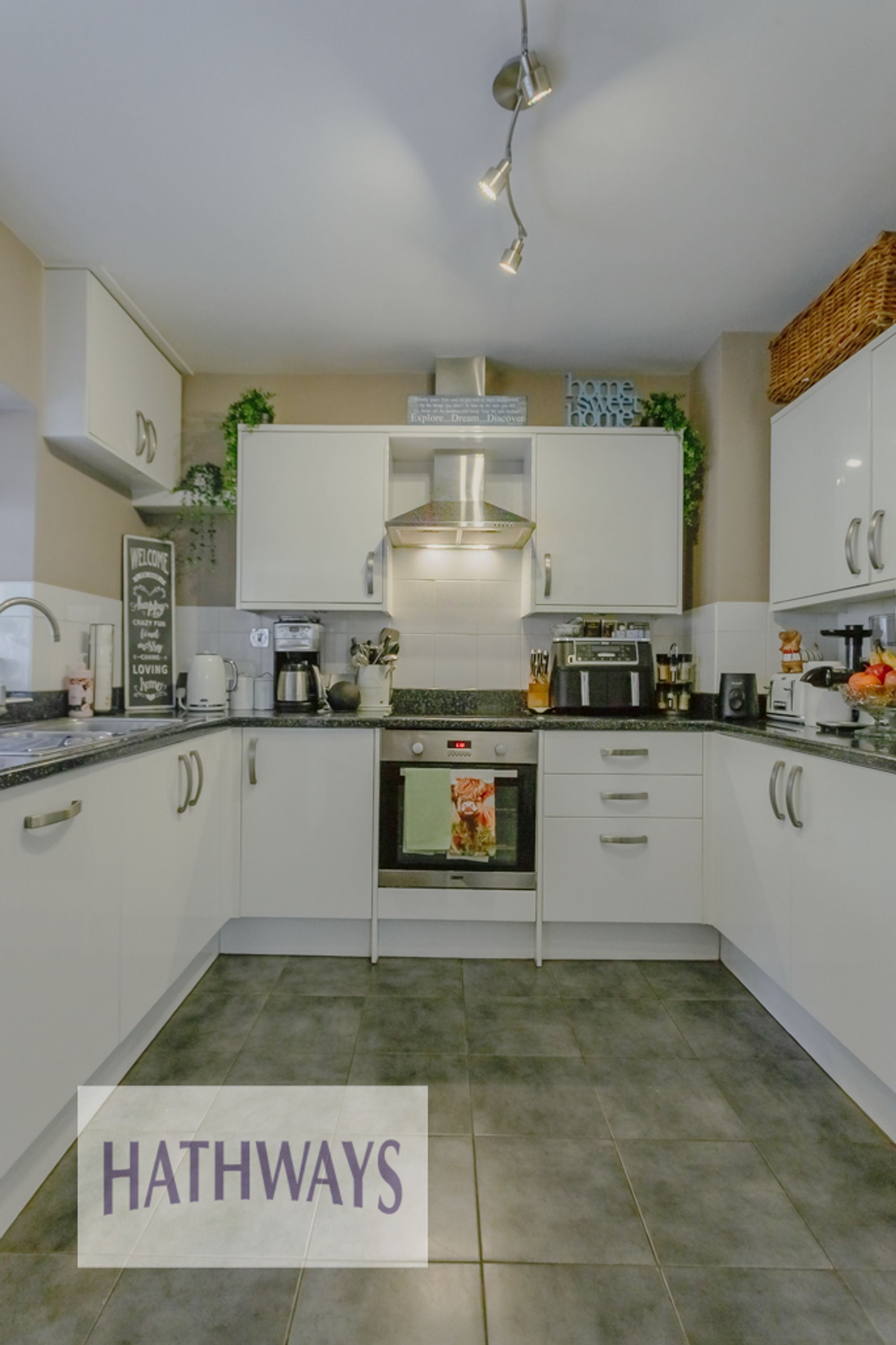 2 bed end of terrace house for sale in Ponthir, Newport 8