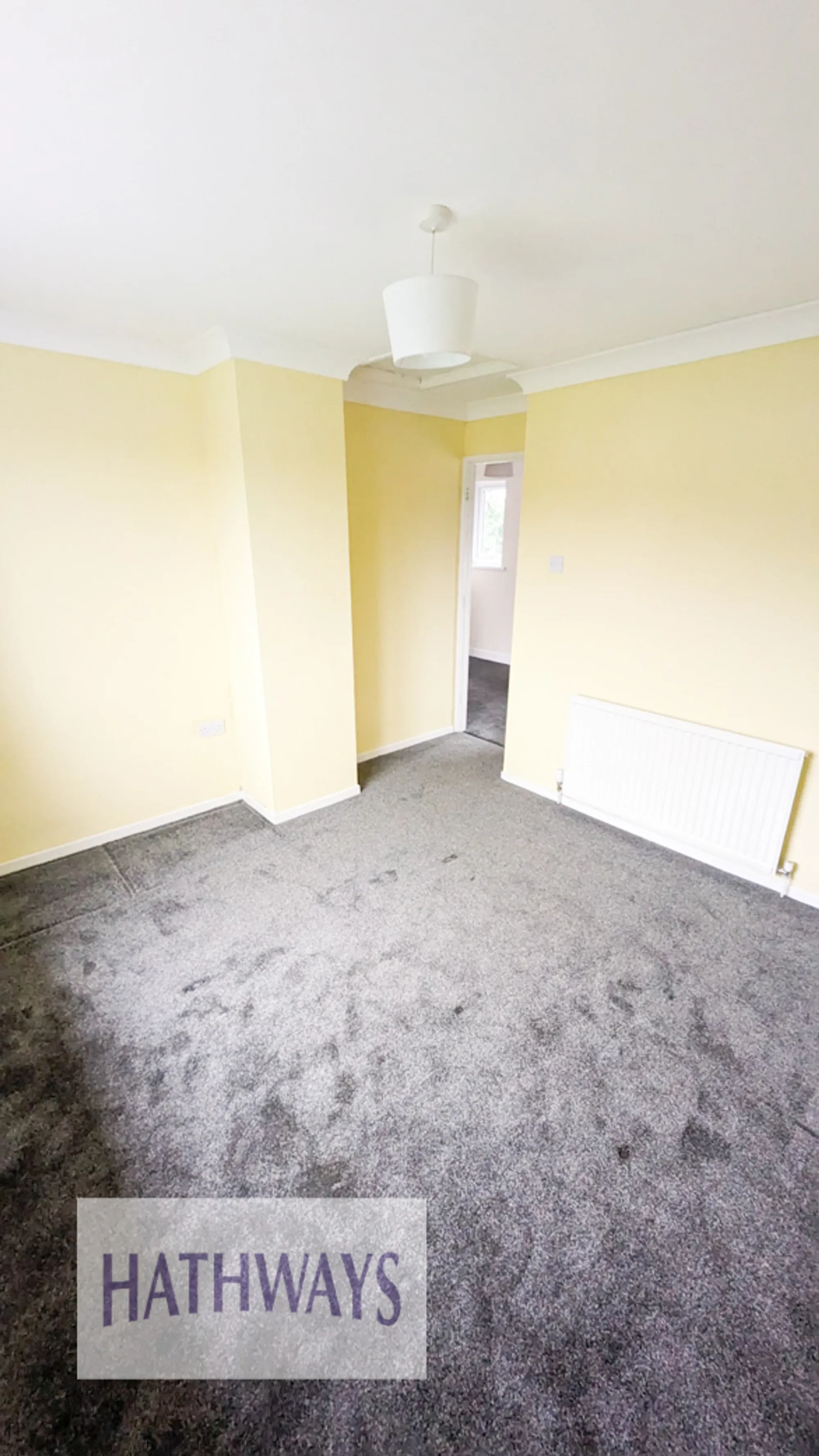 3 bed mid-terraced house for sale in Howe Circle, Newport  - Property Image 12