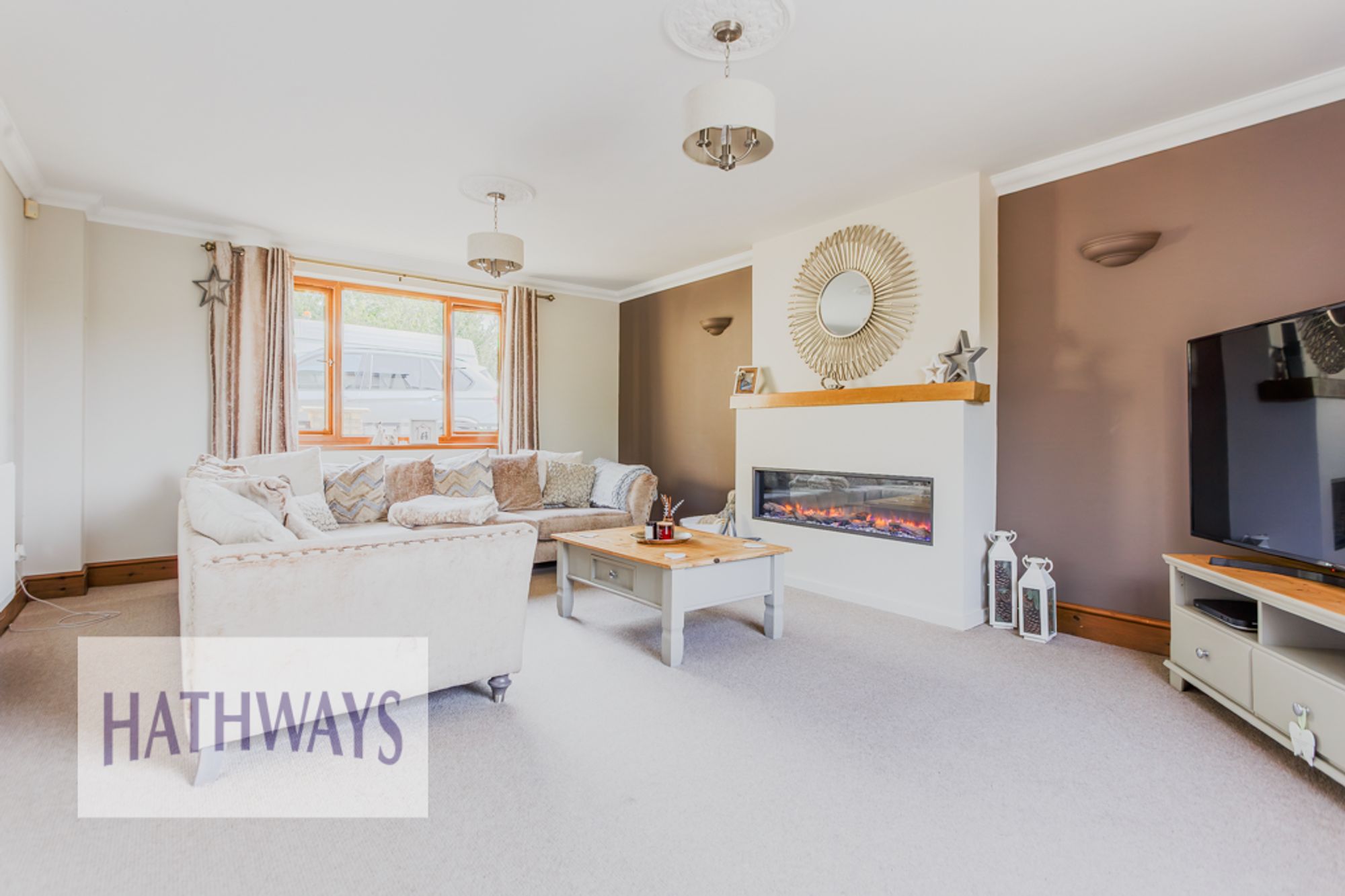 4 bed detached house for sale in Maindee Terrace, Cwmbran 9