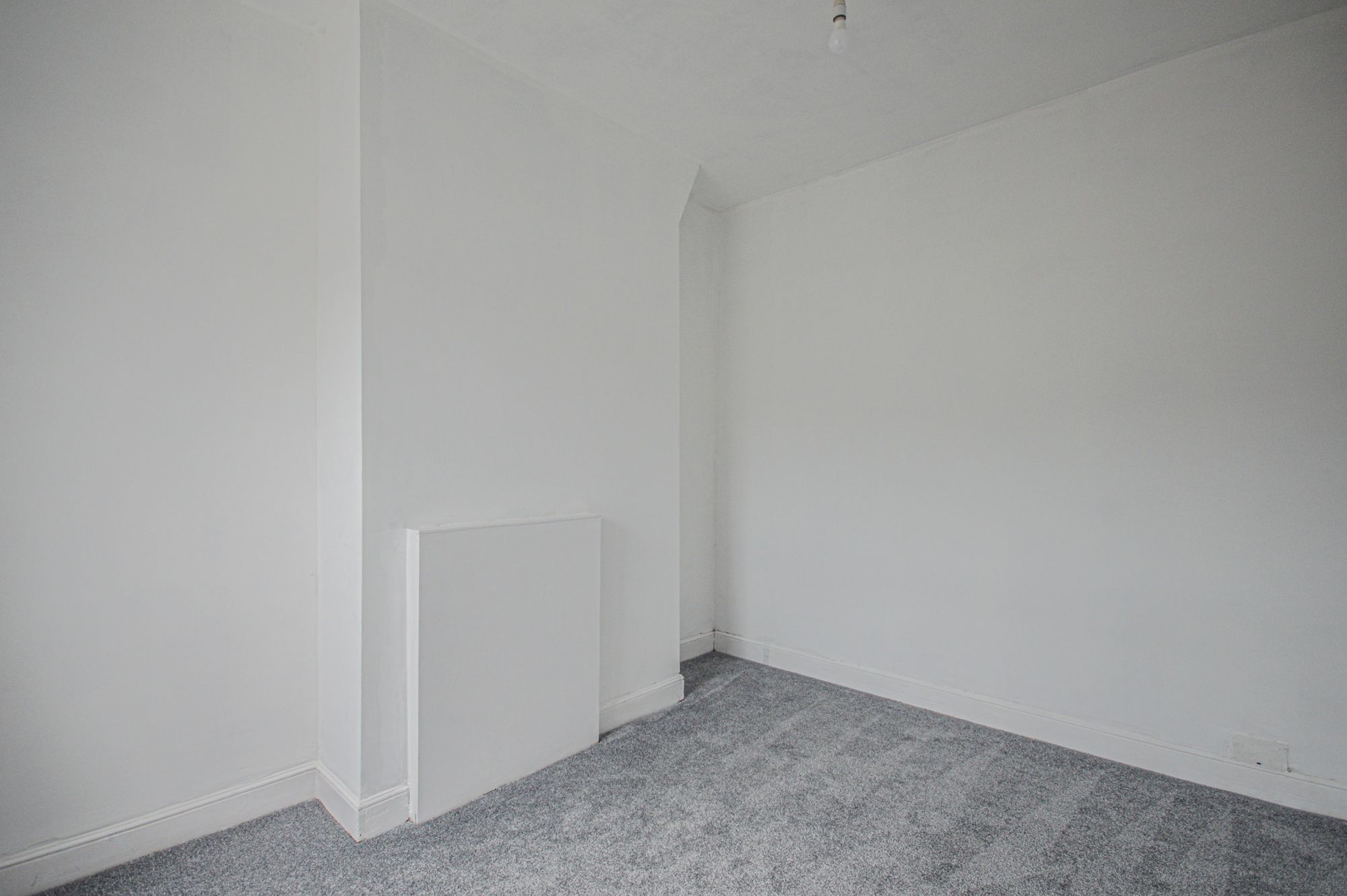 2 bed house to rent in Osborne Road, Pontypool  - Property Image 16