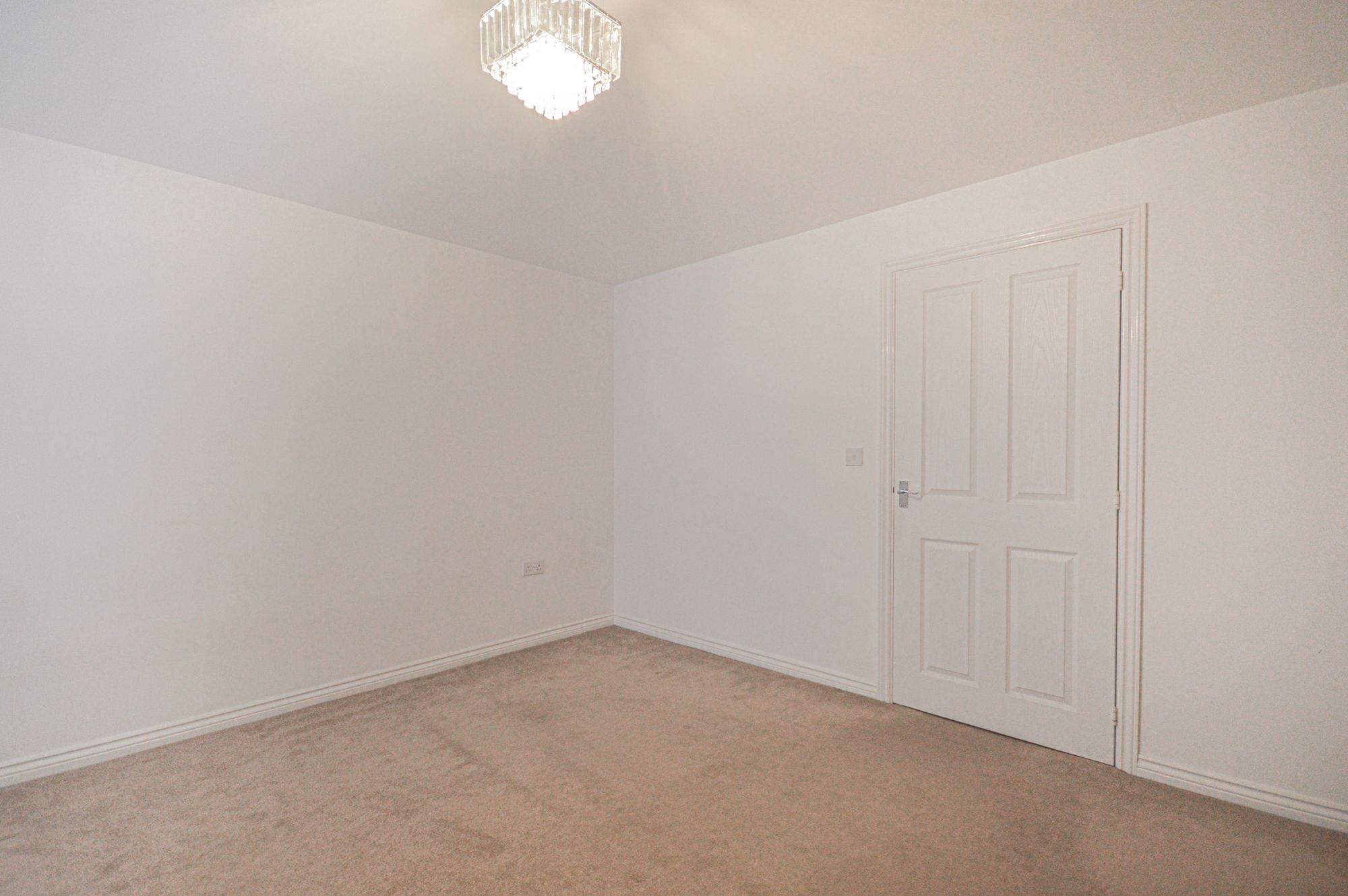 2 bed flat to rent in Anderson Grove, Newport  - Property Image 8