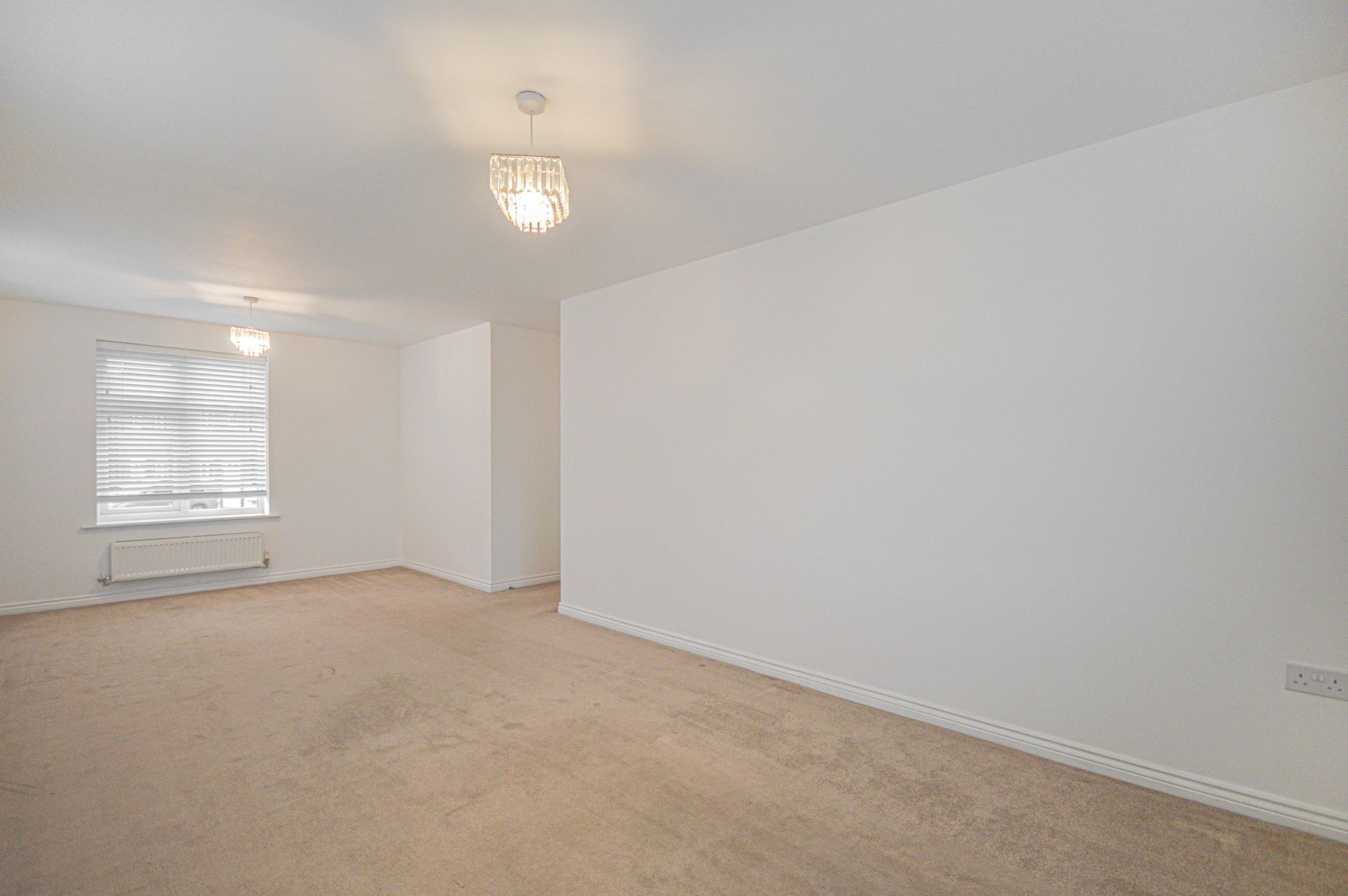 2 bed flat to rent in Anderson Grove, Newport  - Property Image 4