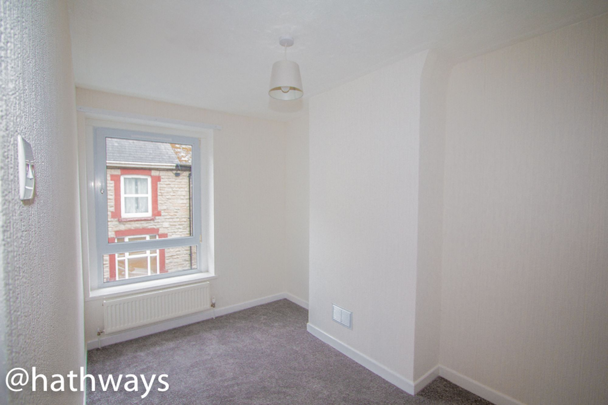 3 bed terraced house to rent in Caefelin Street, Abertillery 7