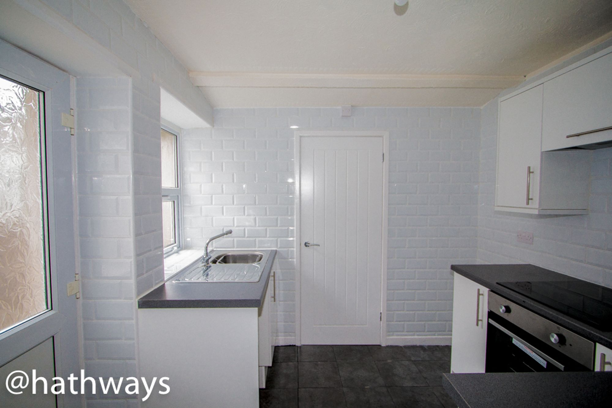 3 bed terraced house to rent in Caefelin Street, Abertillery 5