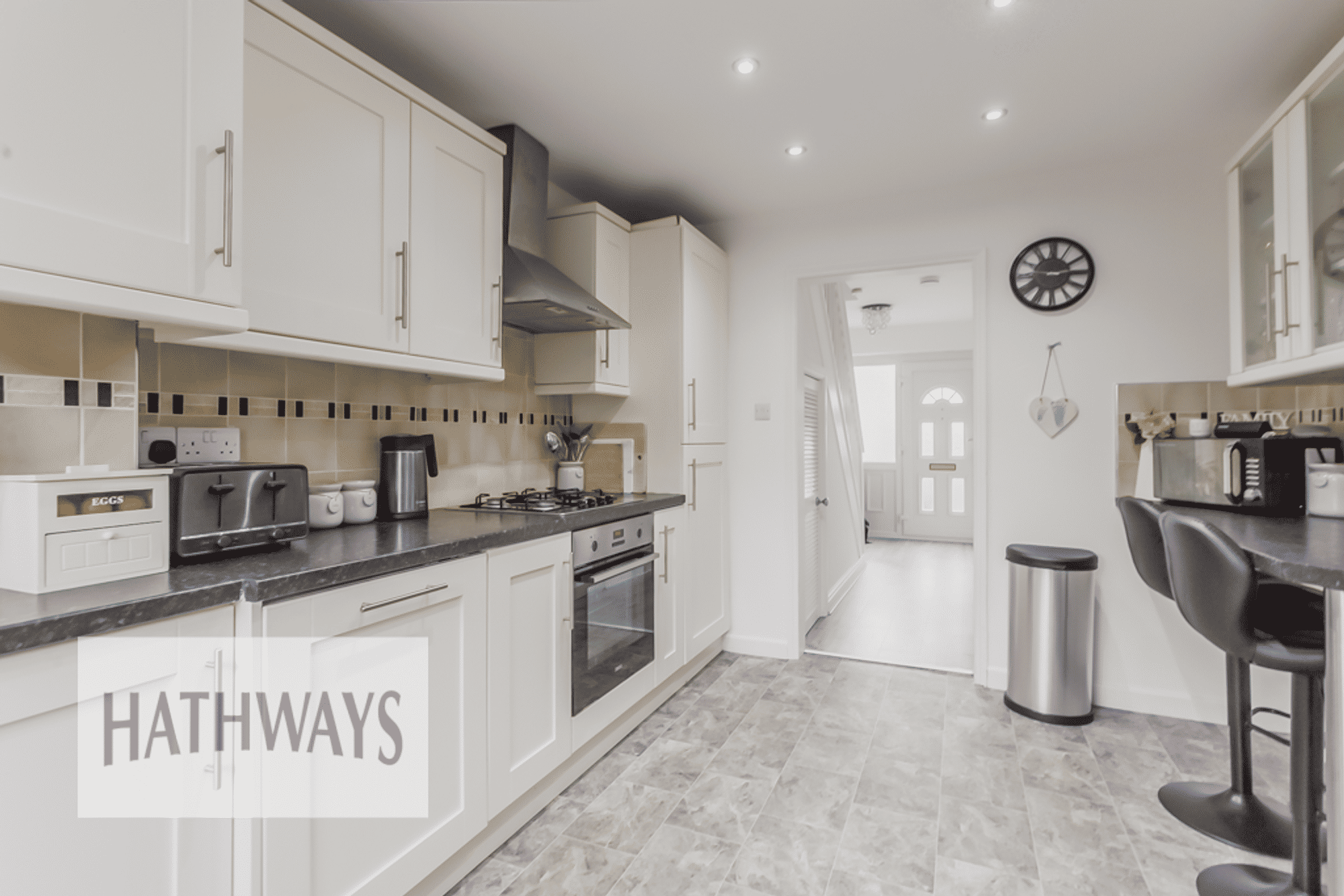 3 bed mid-terraced house for sale in Green Meadow Close, Cwmbran  - Property Image 8