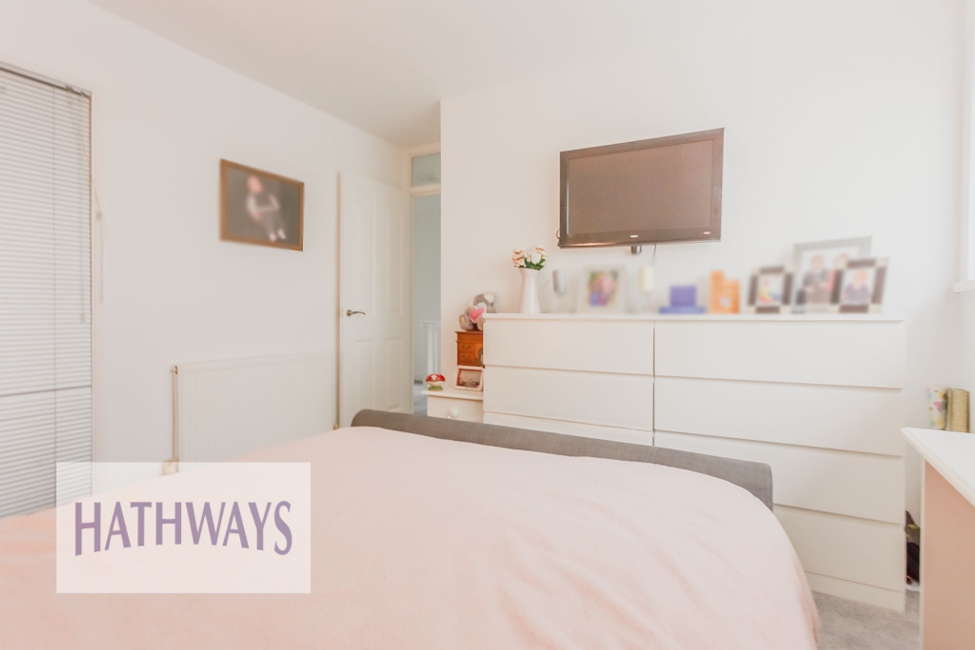3 bed mid-terraced house for sale in Green Meadow Close, Cwmbran  - Property Image 23