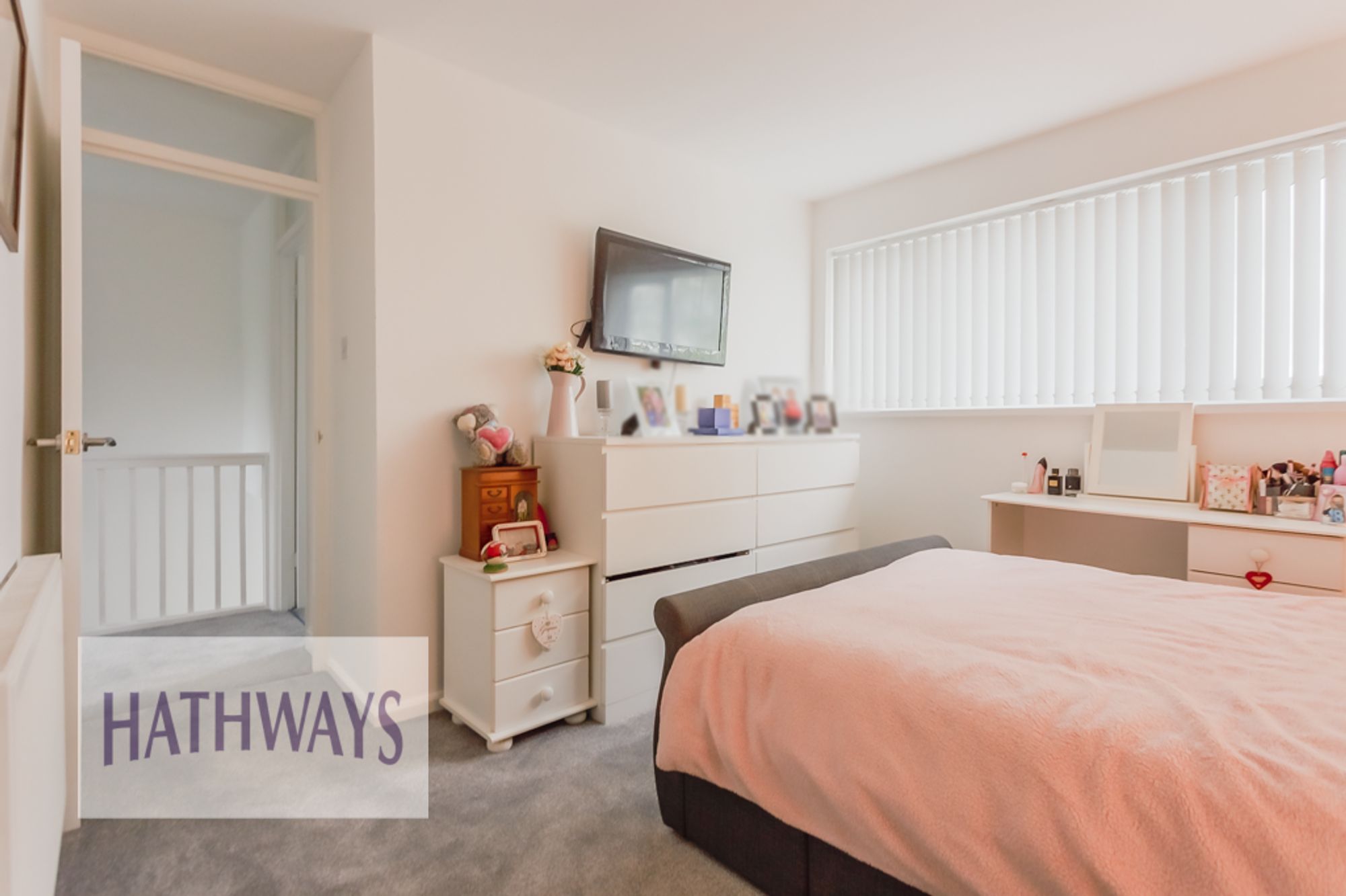 3 bed mid-terraced house for sale in Green Meadow Close, Cwmbran  - Property Image 24
