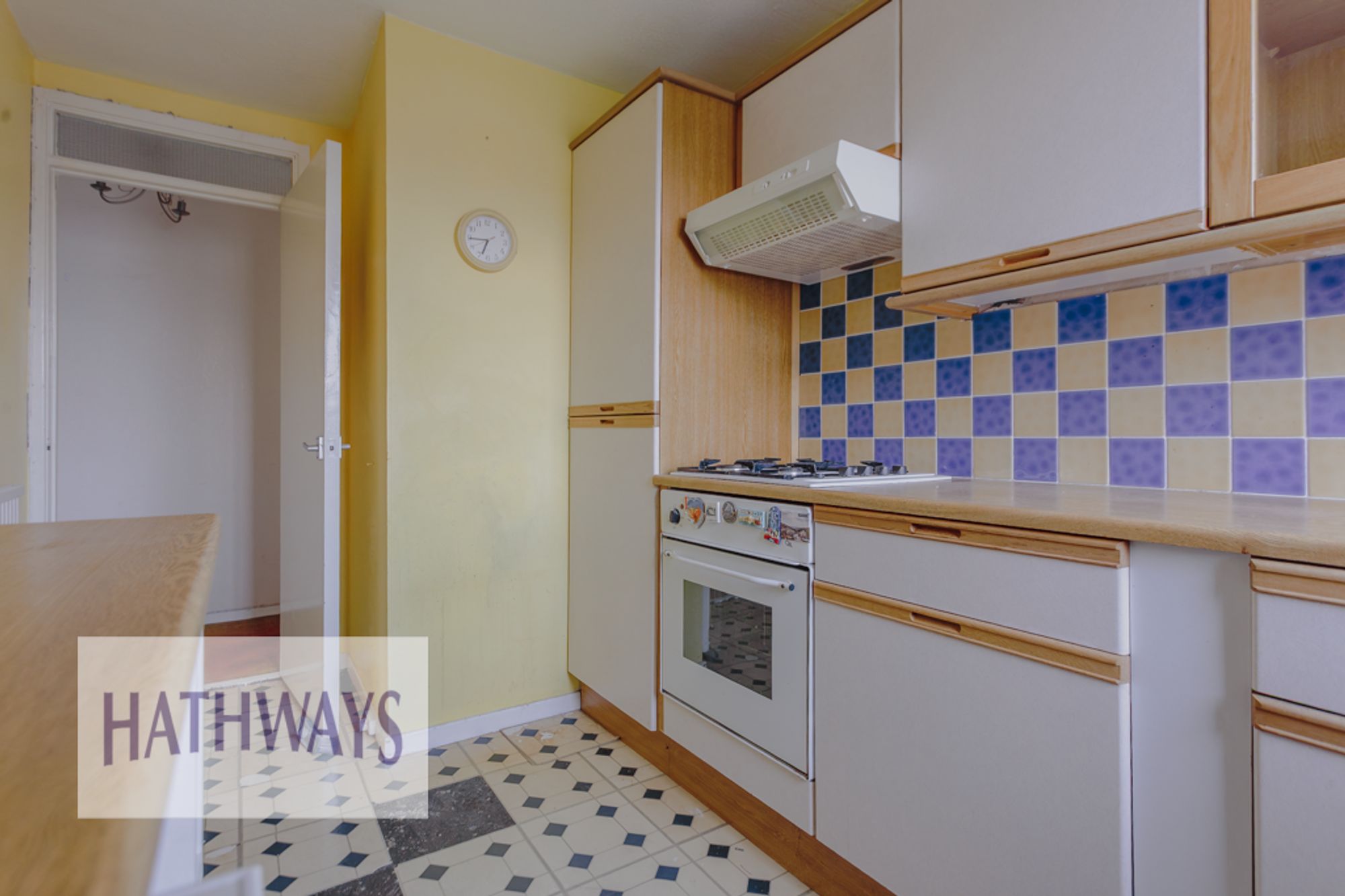 2 bed flat for sale in Monmouth Close, Pontypool 4
