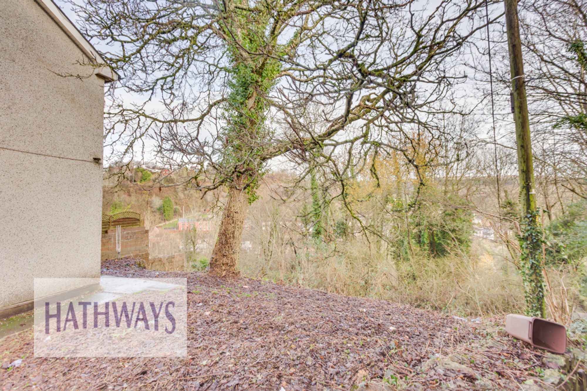 3 bed end of terrace house for sale in Black Path, Pontypool 31