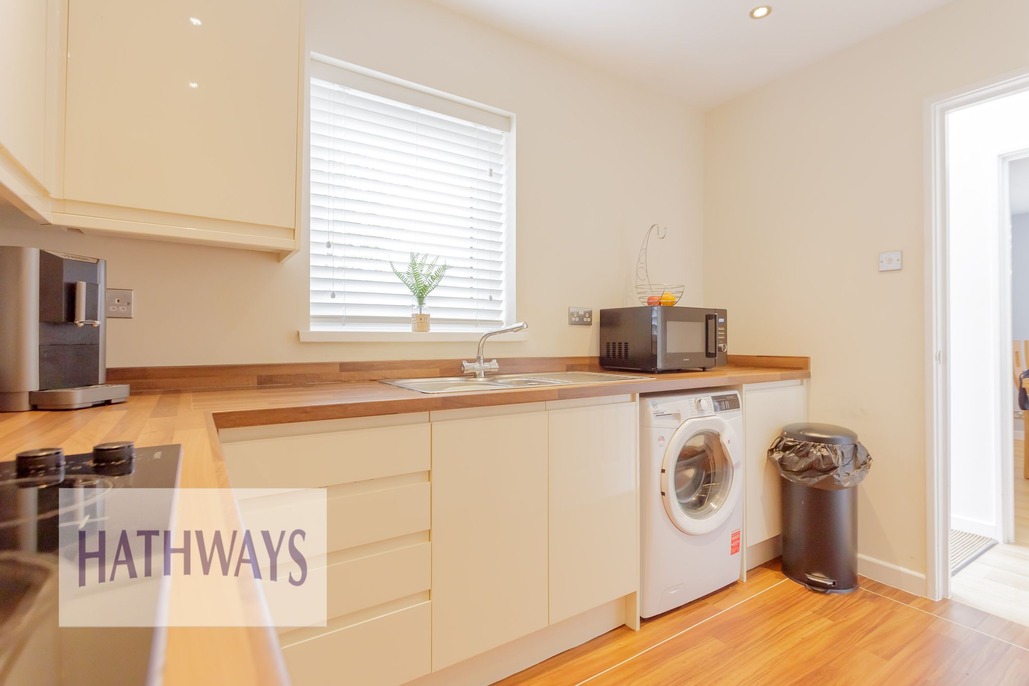 2 bed to rent in Five Locks Close, Cwmbran  - Property Image 11