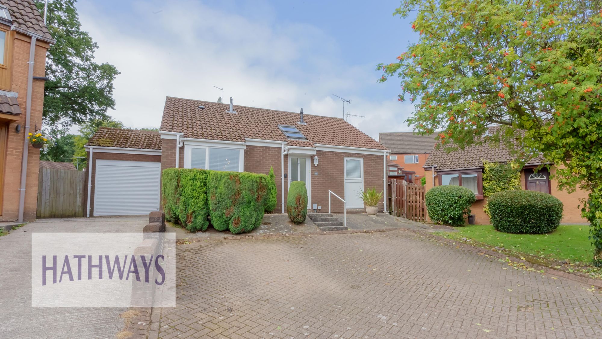 2 bed to rent in Five Locks Close, Cwmbran  - Property Image 1