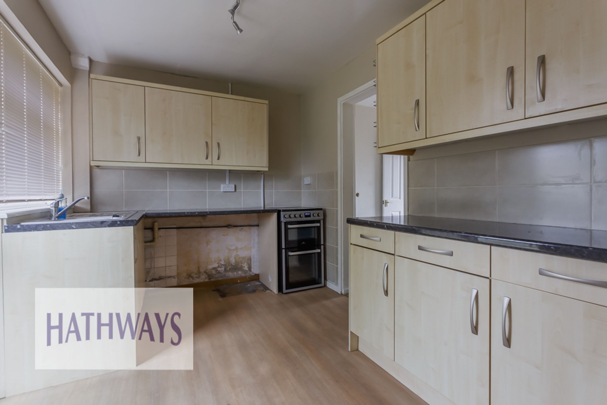 3 bed house for sale in Henllys Way, Cwmbran  - Property Image 11