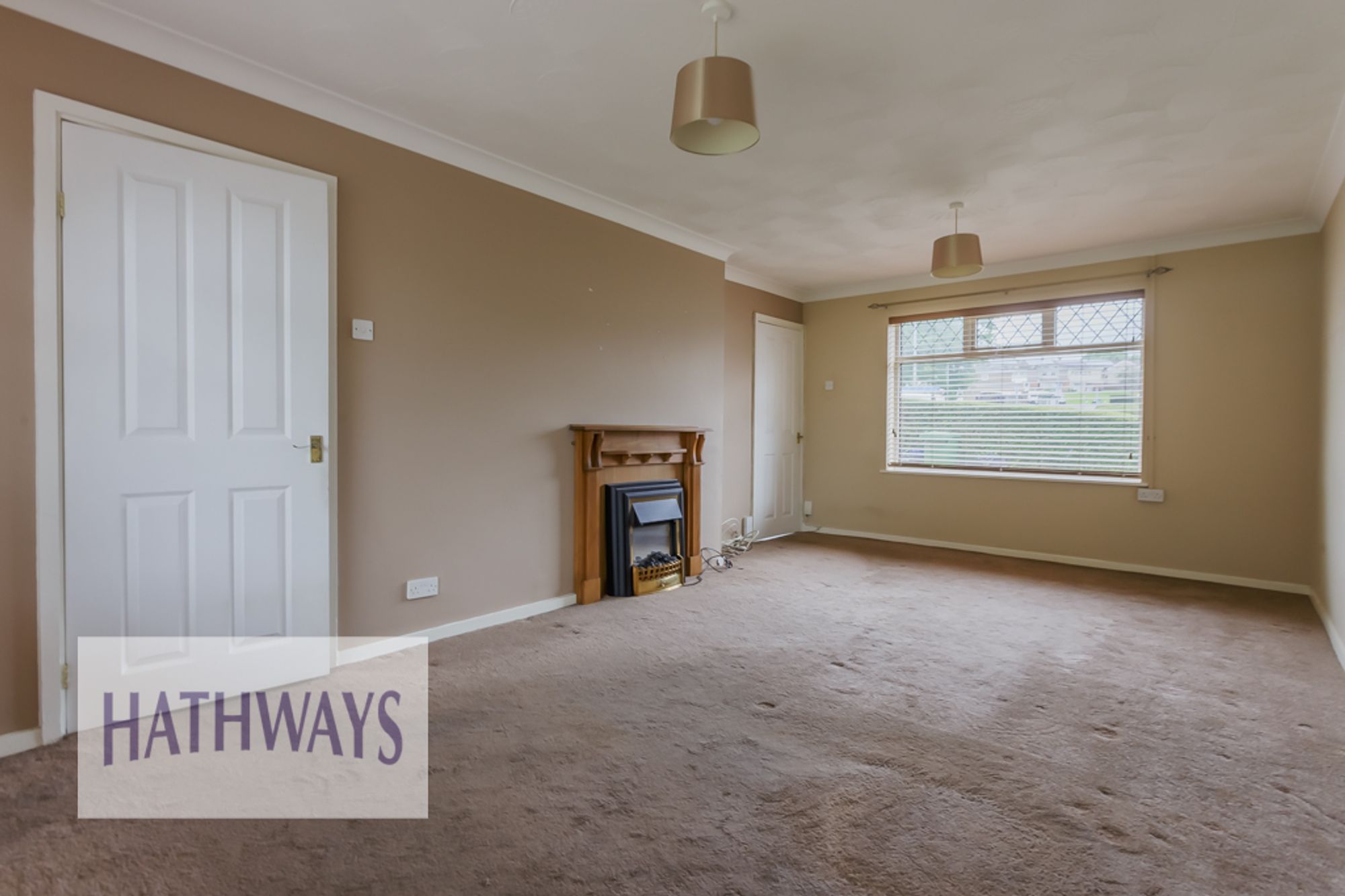 3 bed house for sale in Henllys Way, Cwmbran  - Property Image 8