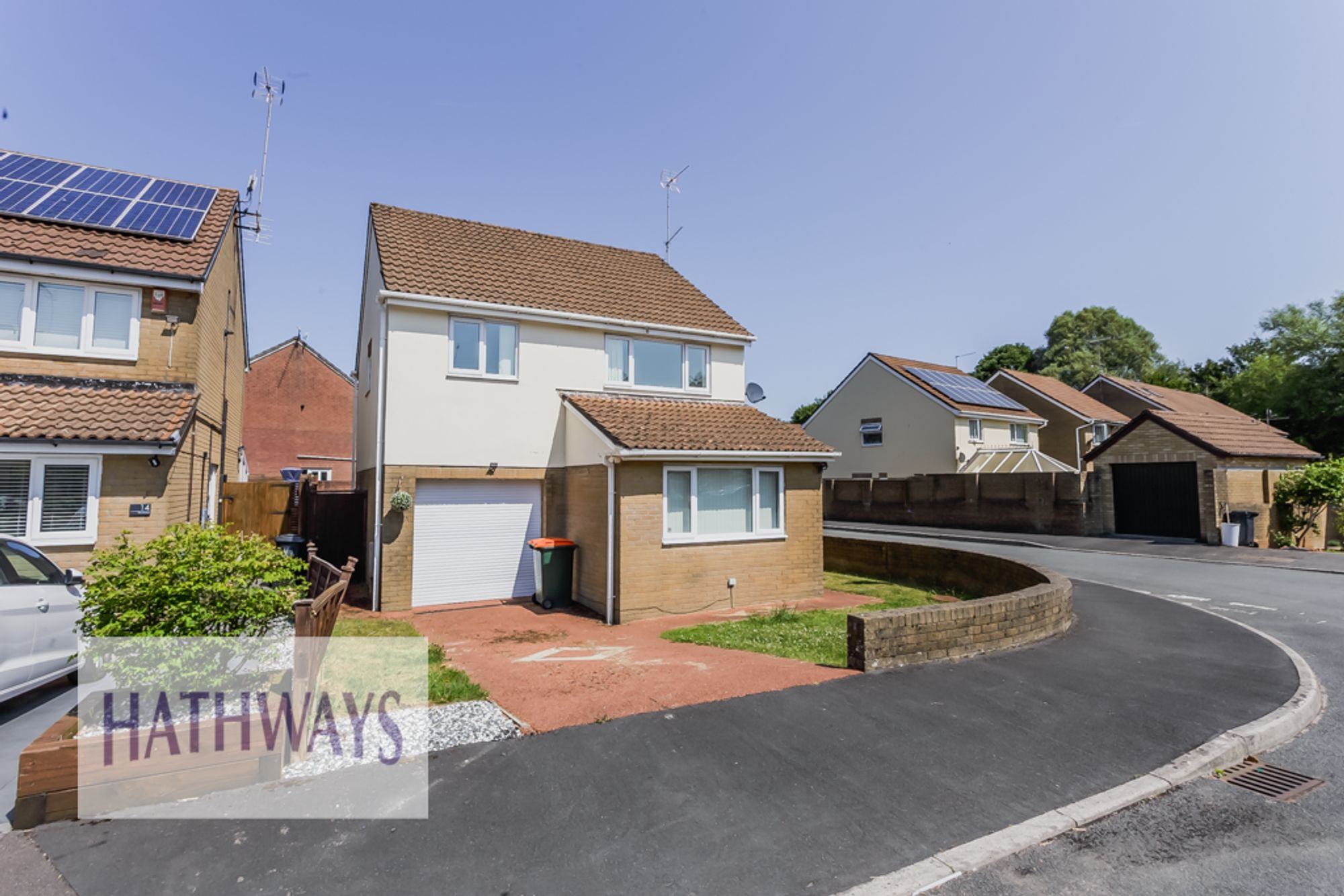 4 bed detached house for sale in The Brades, Newport, NP18