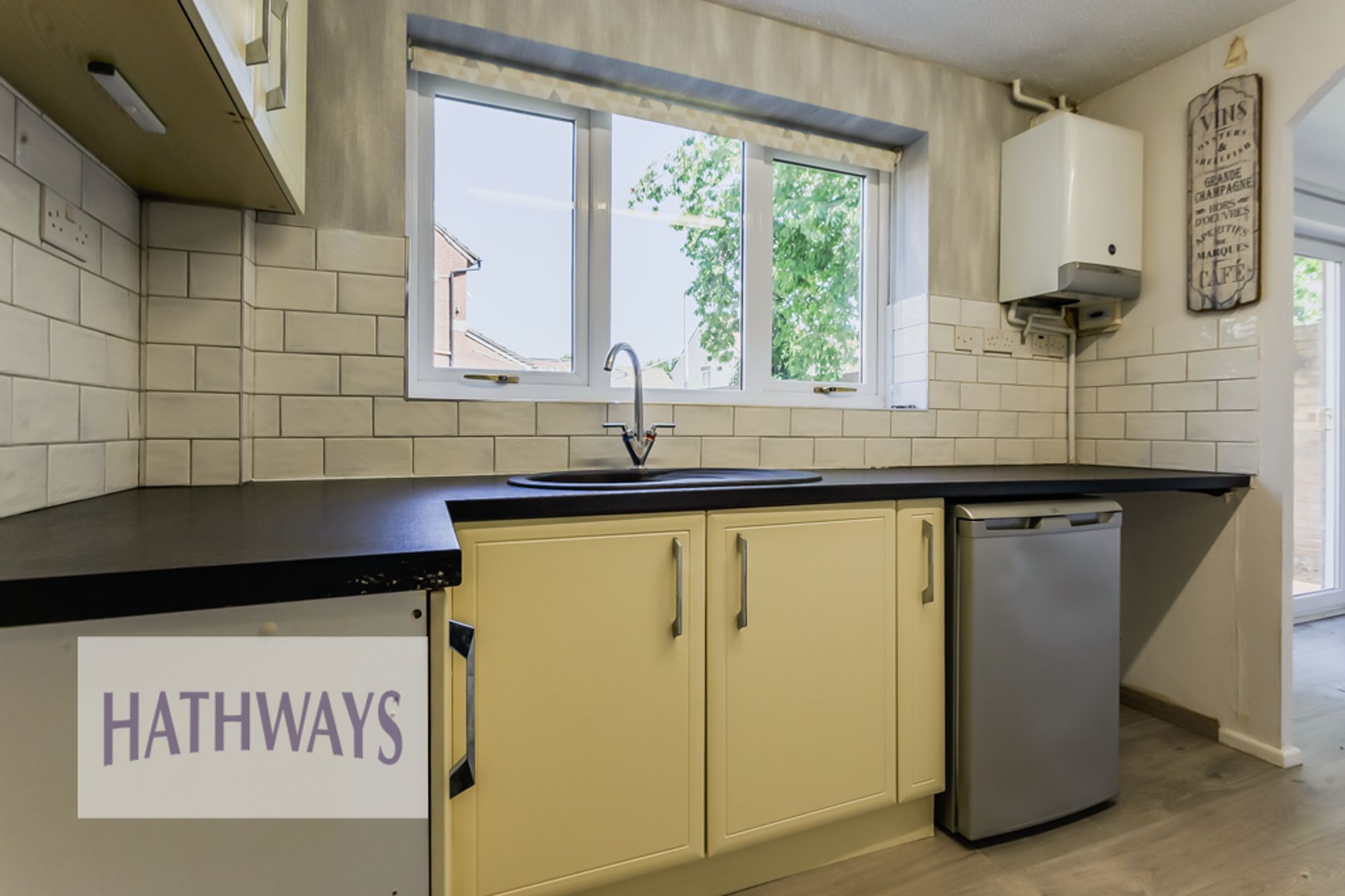 4 bed detached house for sale in The Brades, Newport  - Property Image 12