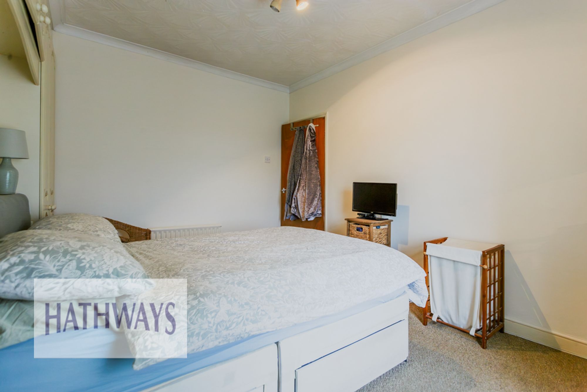 4 bed mid-terraced house for sale in Lowlands Road, Cwmbran  - Property Image 22