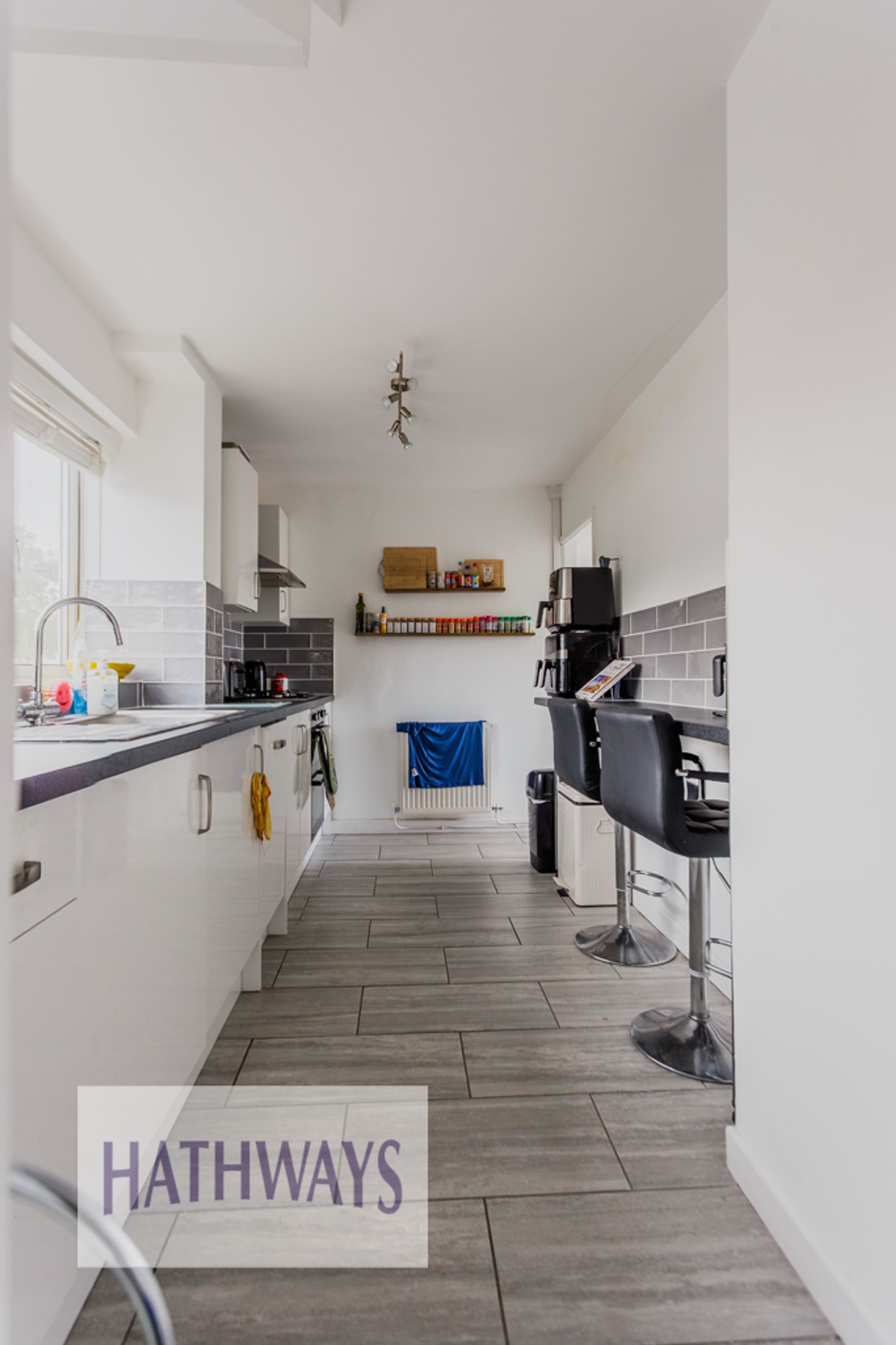 2 bed terraced house to rent in North Road, Cwmbran  - Property Image 7