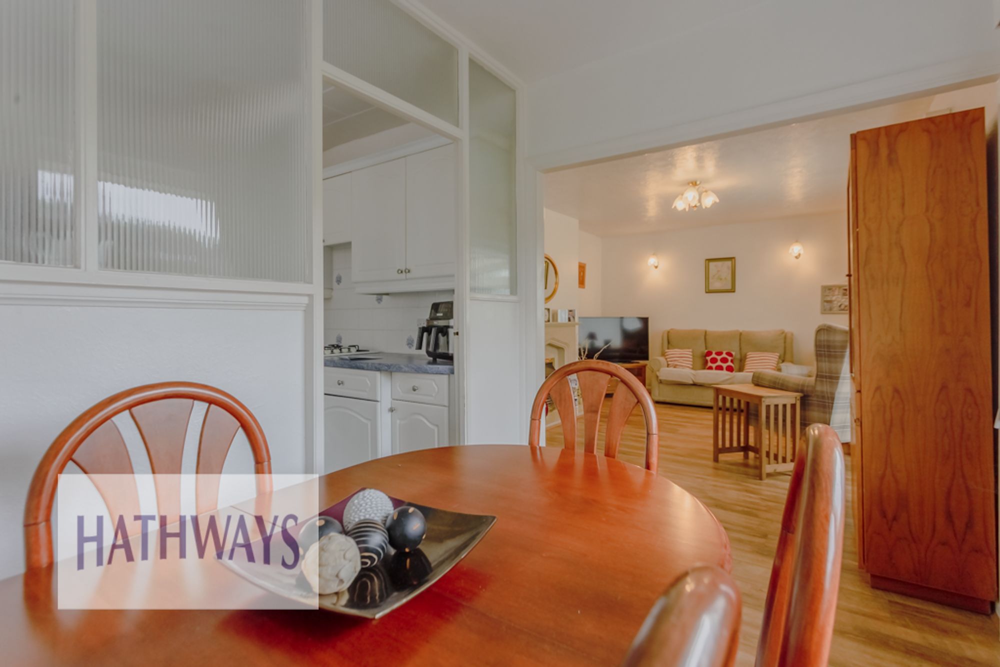 3 bed detached bungalow for sale in The Orchard, Newport  - Property Image 11