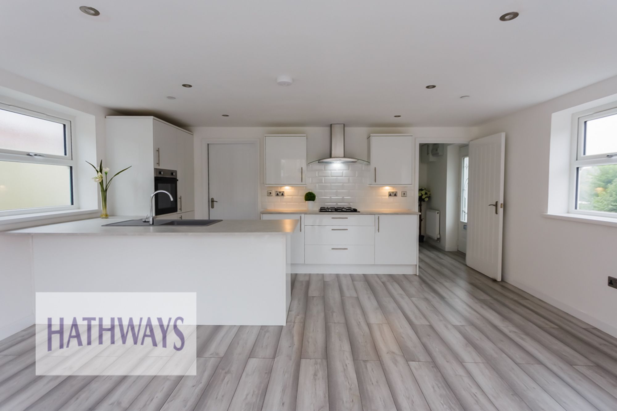 3 bed detached house for sale in Hanbury Road, Pontypool 1