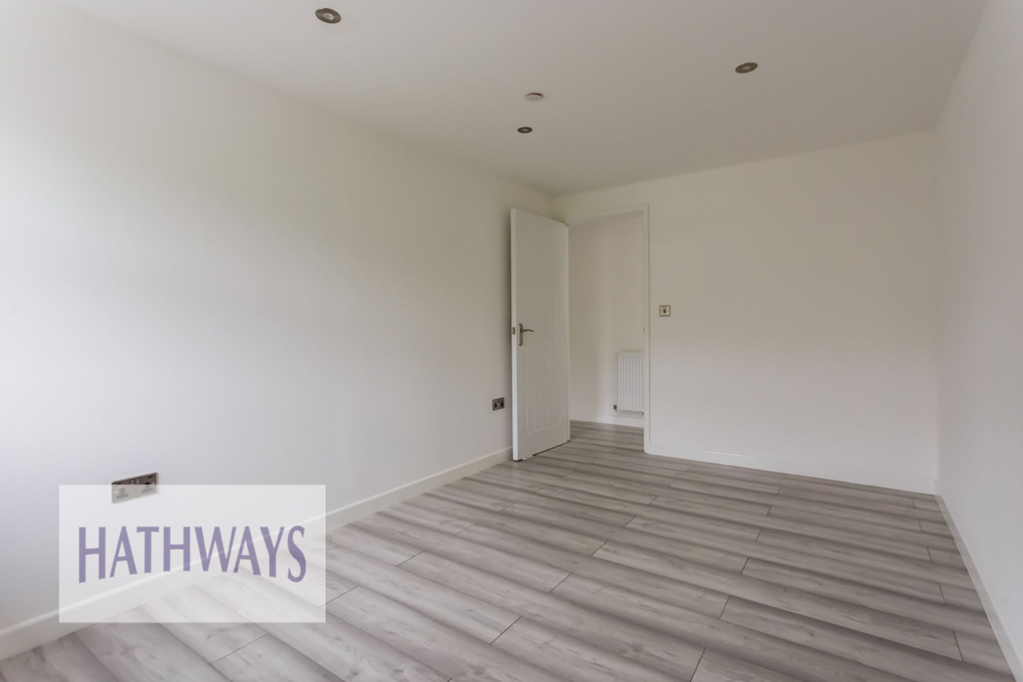 3 bed detached house for sale in Hanbury Road, Pontypool 19