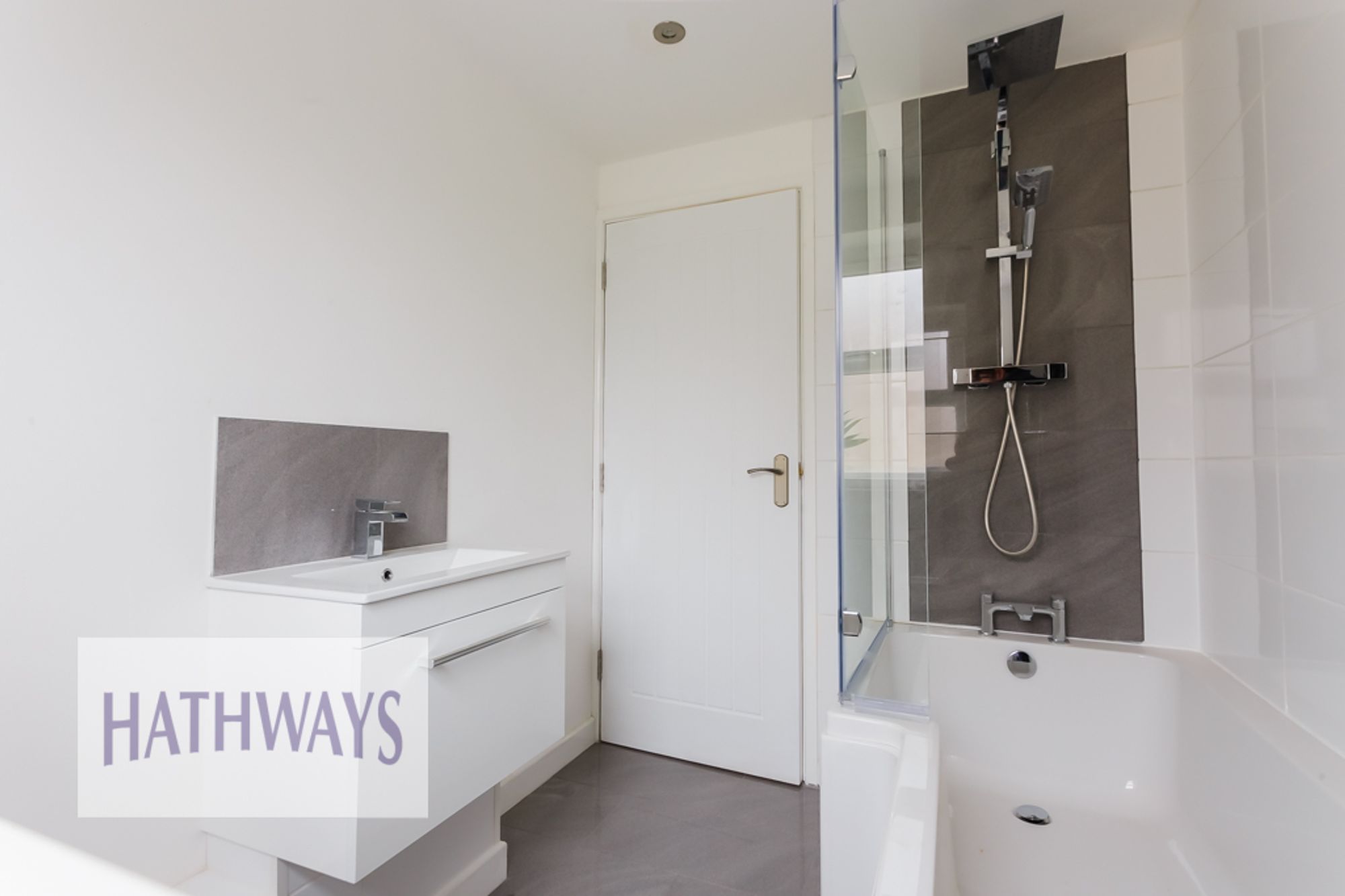 3 bed detached house for sale in Hanbury Road, Pontypool 26