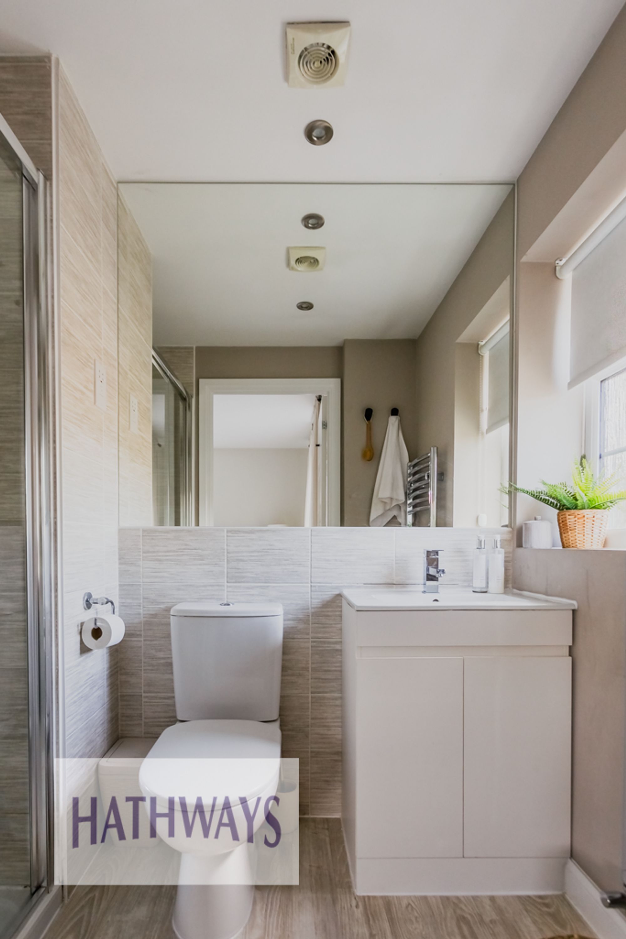 3 bed detached house for sale in Lle Eirlys, Cwmbran 22