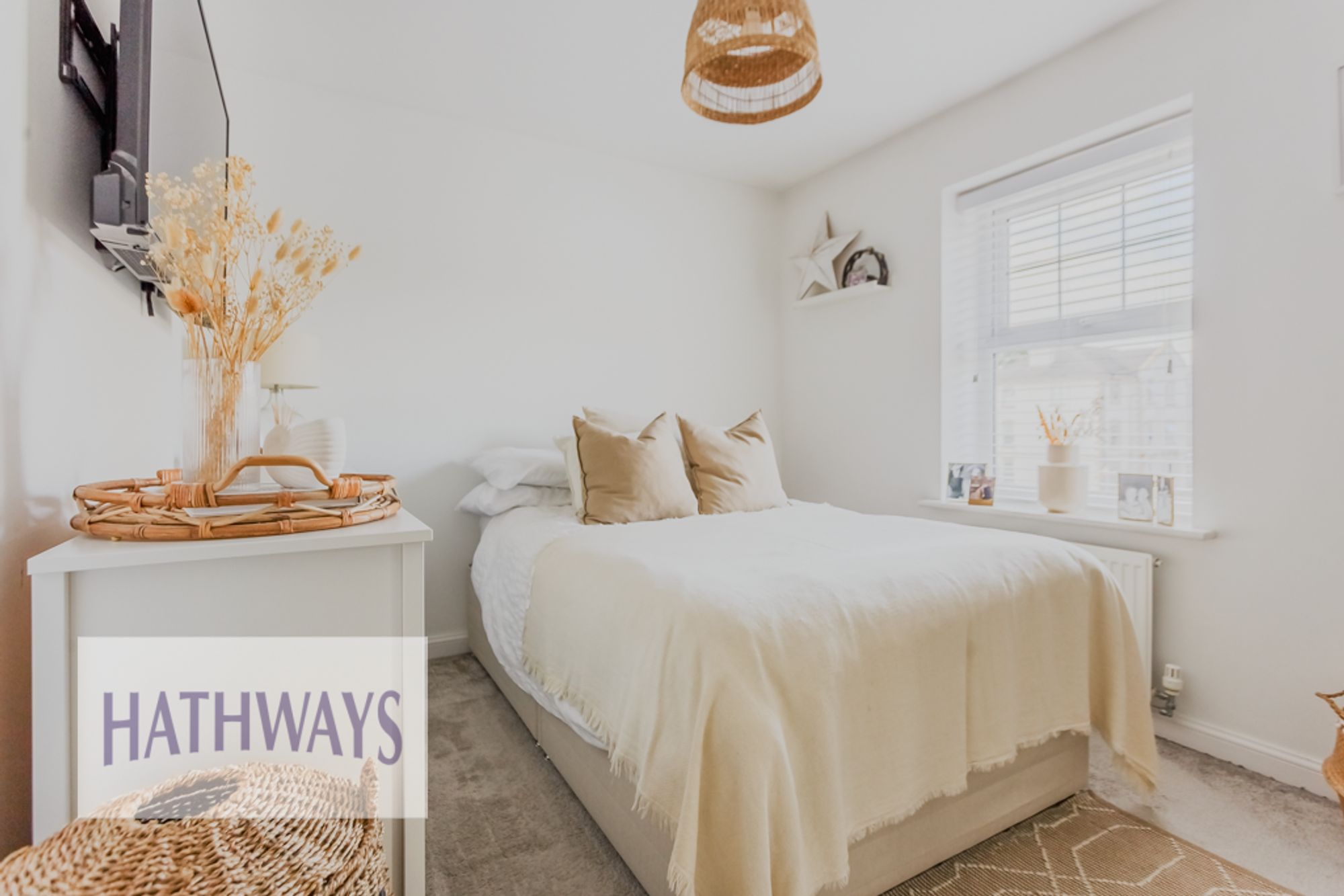 3 bed detached house for sale in Lle Eirlys, Cwmbran 25